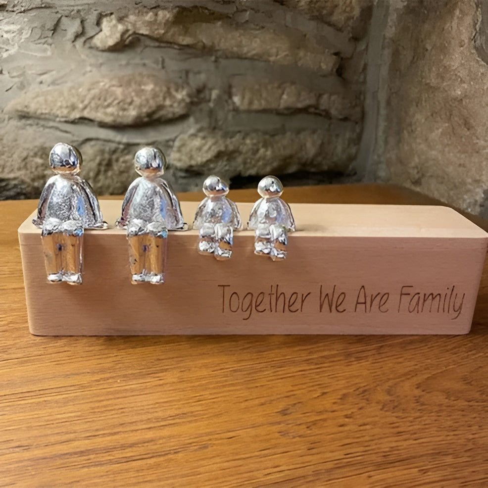 Skulptur Ewige Familienbande – Deko-Figur für Innen & Außen - Erwachsene + 2 Kinder - Familienbande