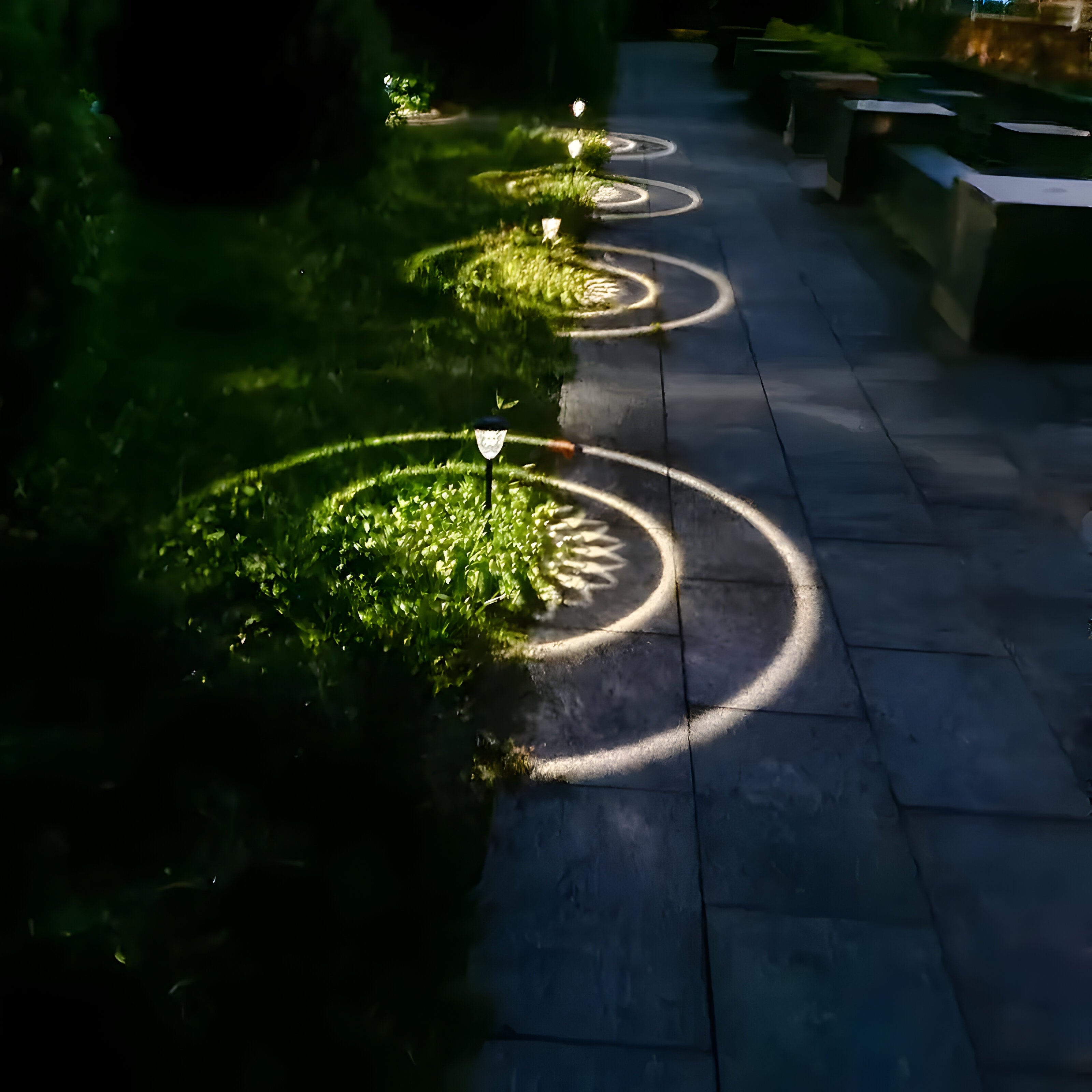 SunSphere Light - Hochwertige 4er Solar-Gartenlichter - Gartenleuchte