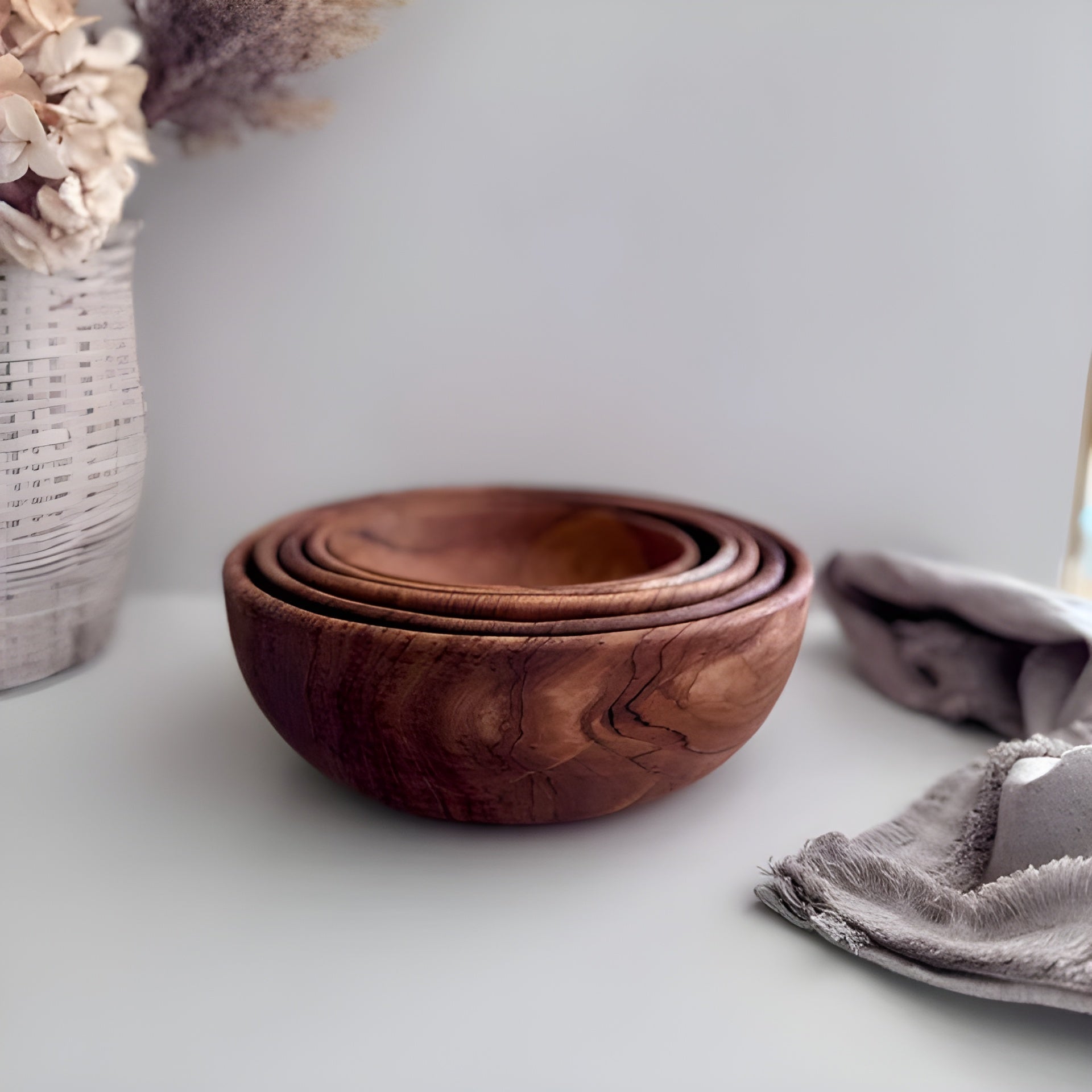 Teakholz-Schalen-Set aus Handarbeit – 5 Elegante Schalen für stilvolles Servieren - Schüsselset