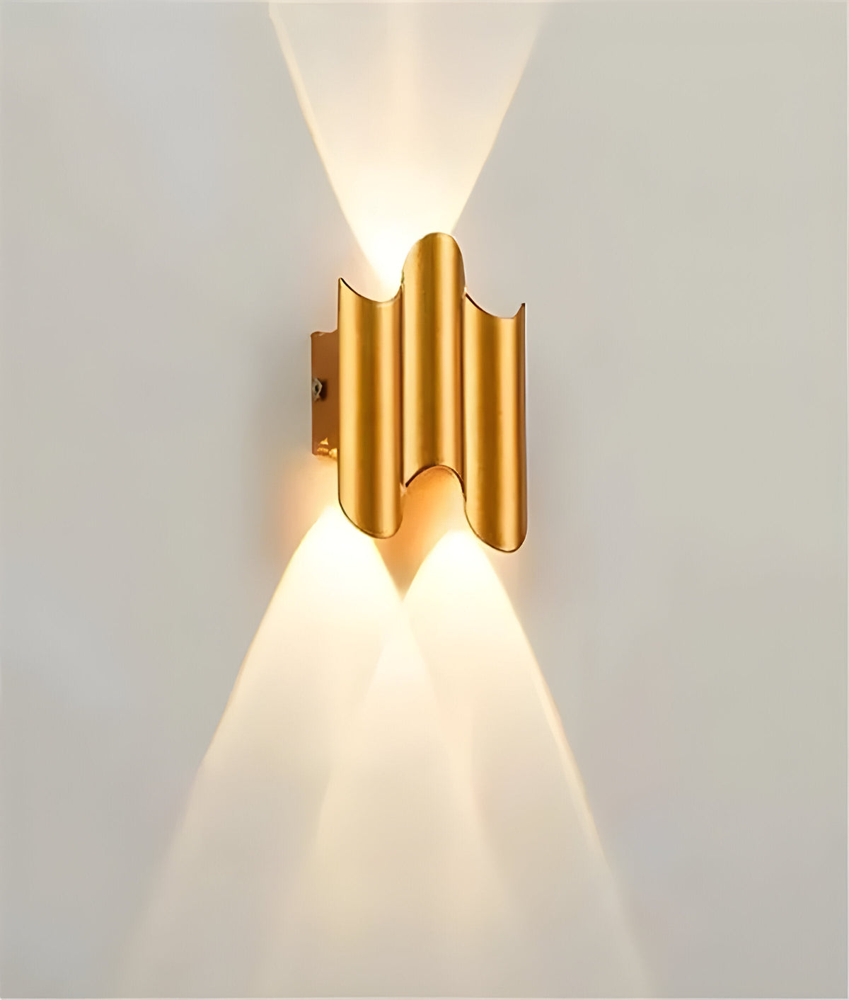 VerandaShine Light – Moderne wasserdichte Außenwandleuchte - 3W Gold / Kaltes Weiß (5500K-7000K) - Wandlampe