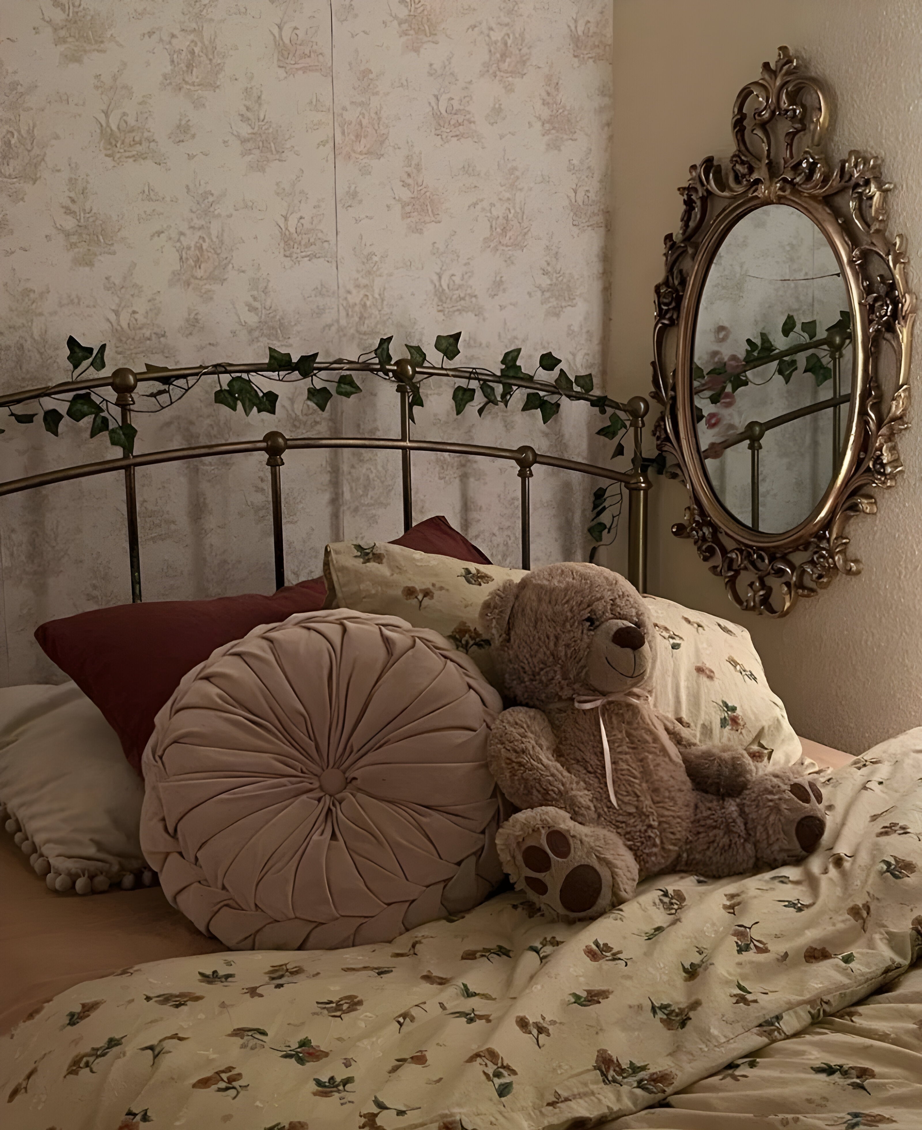PetalWhisper Set - Vintage Floral Bettwäsche Set
