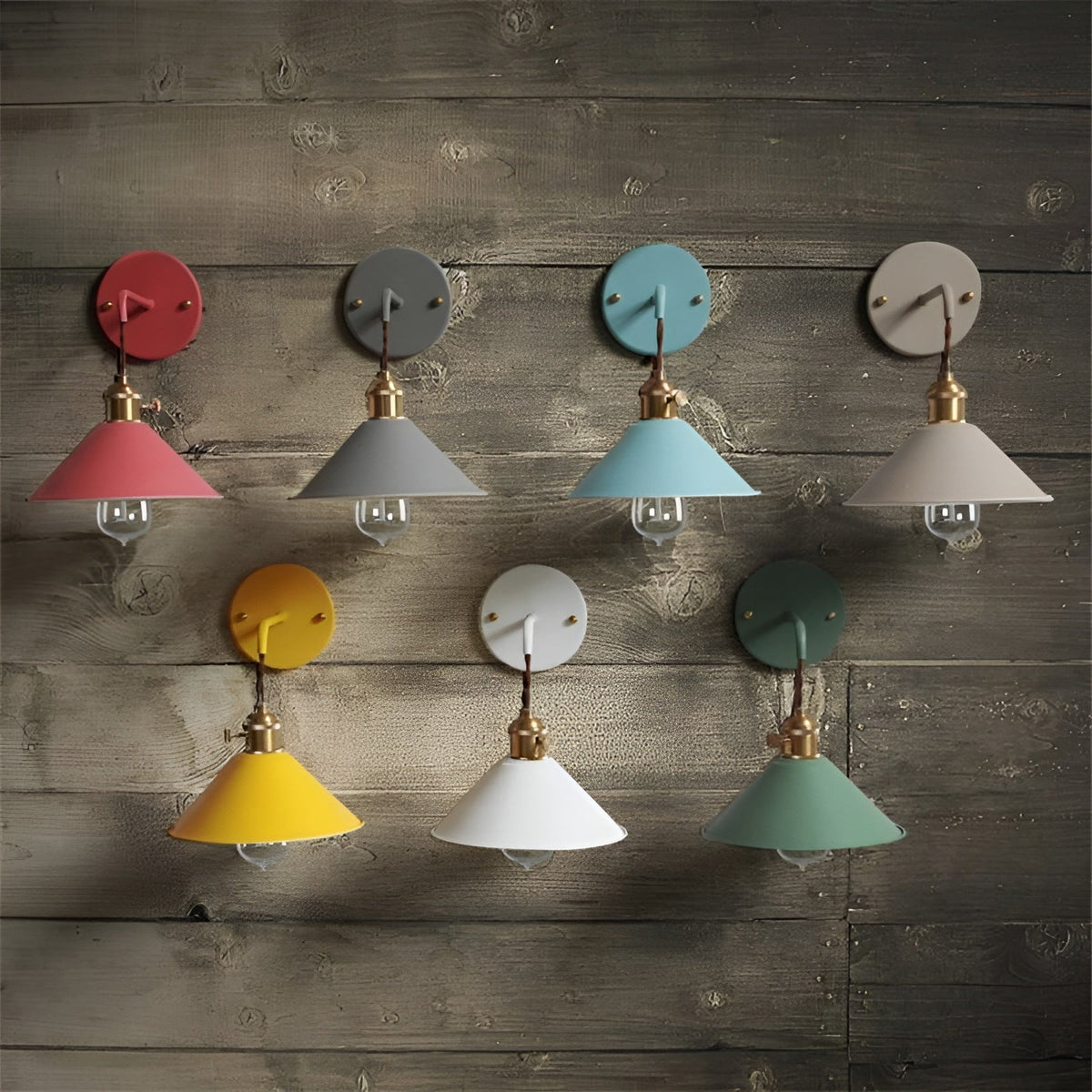 Vintage Wandleuchte aus Metall – Retro-Kegelform für stimmungsvolles Licht - Wandleuchten