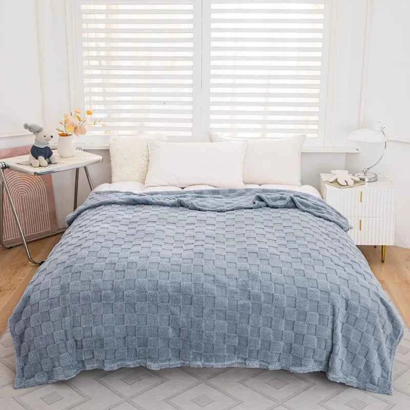 Weiche Jacquard Tagesdecke mit Karomuster – Doppelbett 200x230 cm - Tagesdecken und Plaids