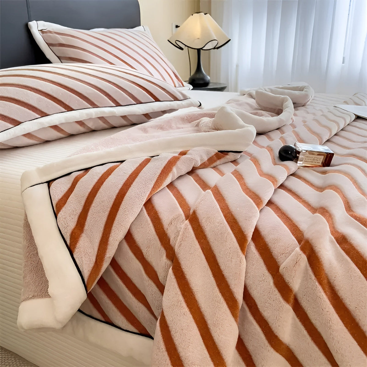 Weiche Kuscheldecke aus Milchsamt – Warm und Bequem | Perfekt für Herbst und Winter - Decke