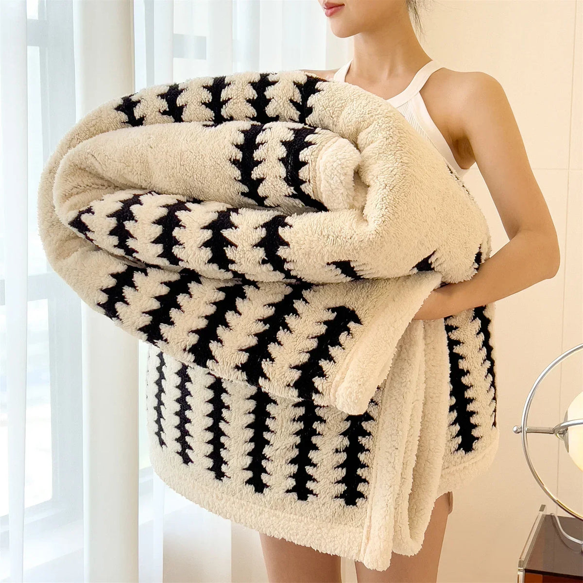 Weiche Kuscheldecke aus Velour für Sofa und Bett – 5 Farben und 2 Größen - Tagesdecken und Wohndecken