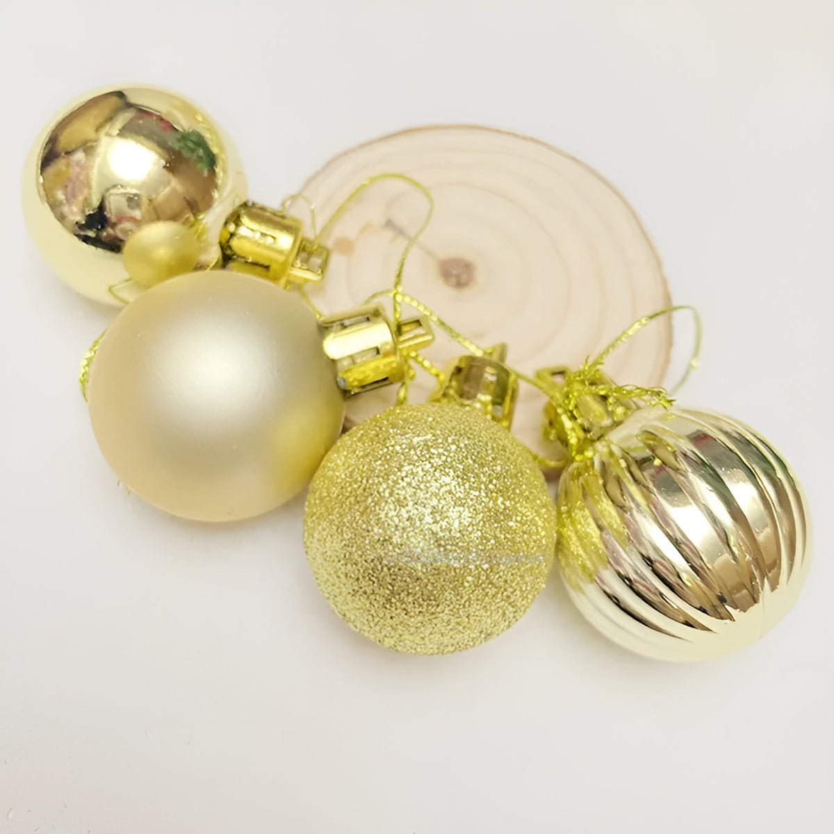 Weihnachtskugeln – Elegant und Glänzend | Dekorativ für Baum und Zuhause - Saisonale Dekoration