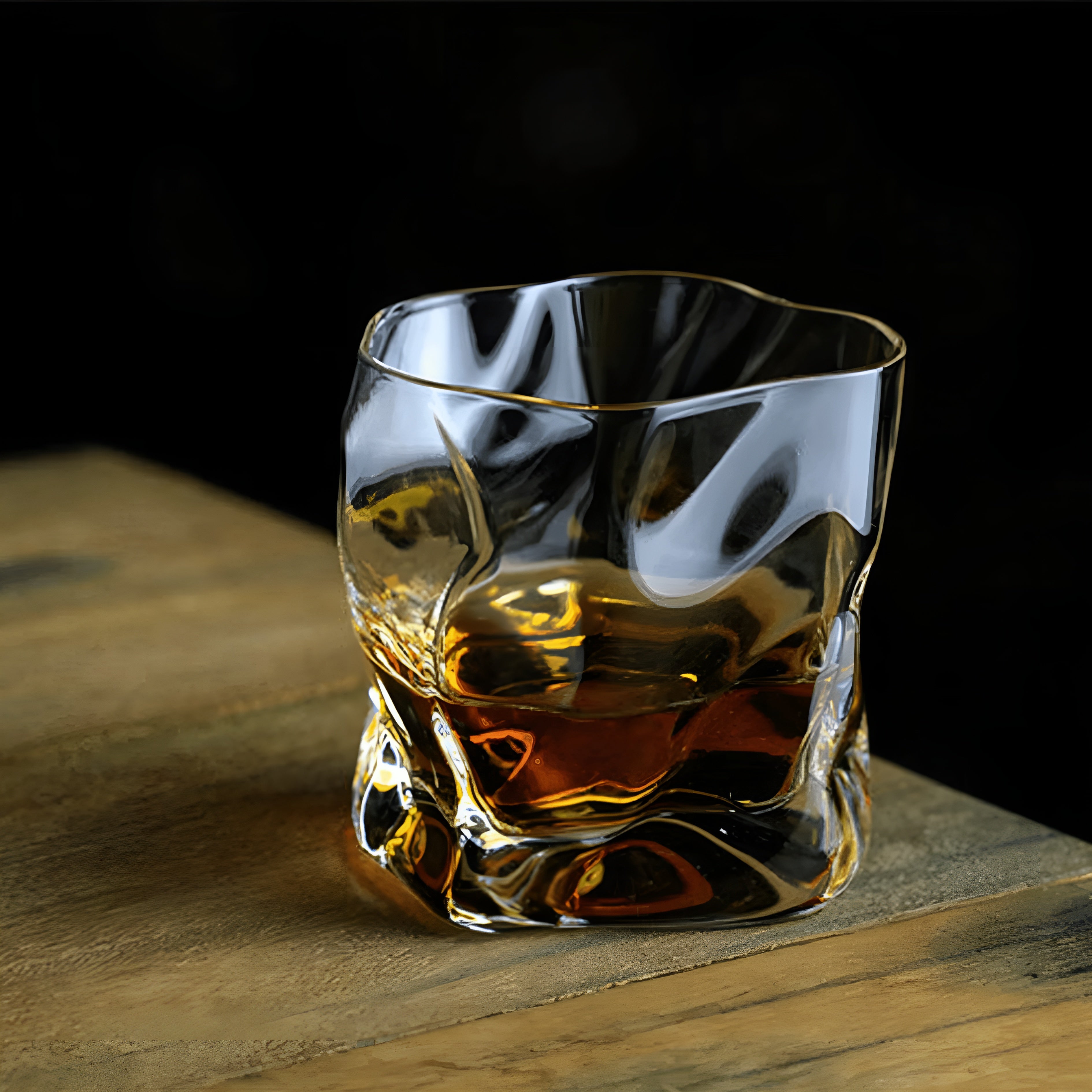 Whiskyglas im Edo Kiriko-Stil – Handgeschliffen mit einzigartigem Crumple-Design - Whiskyglas
