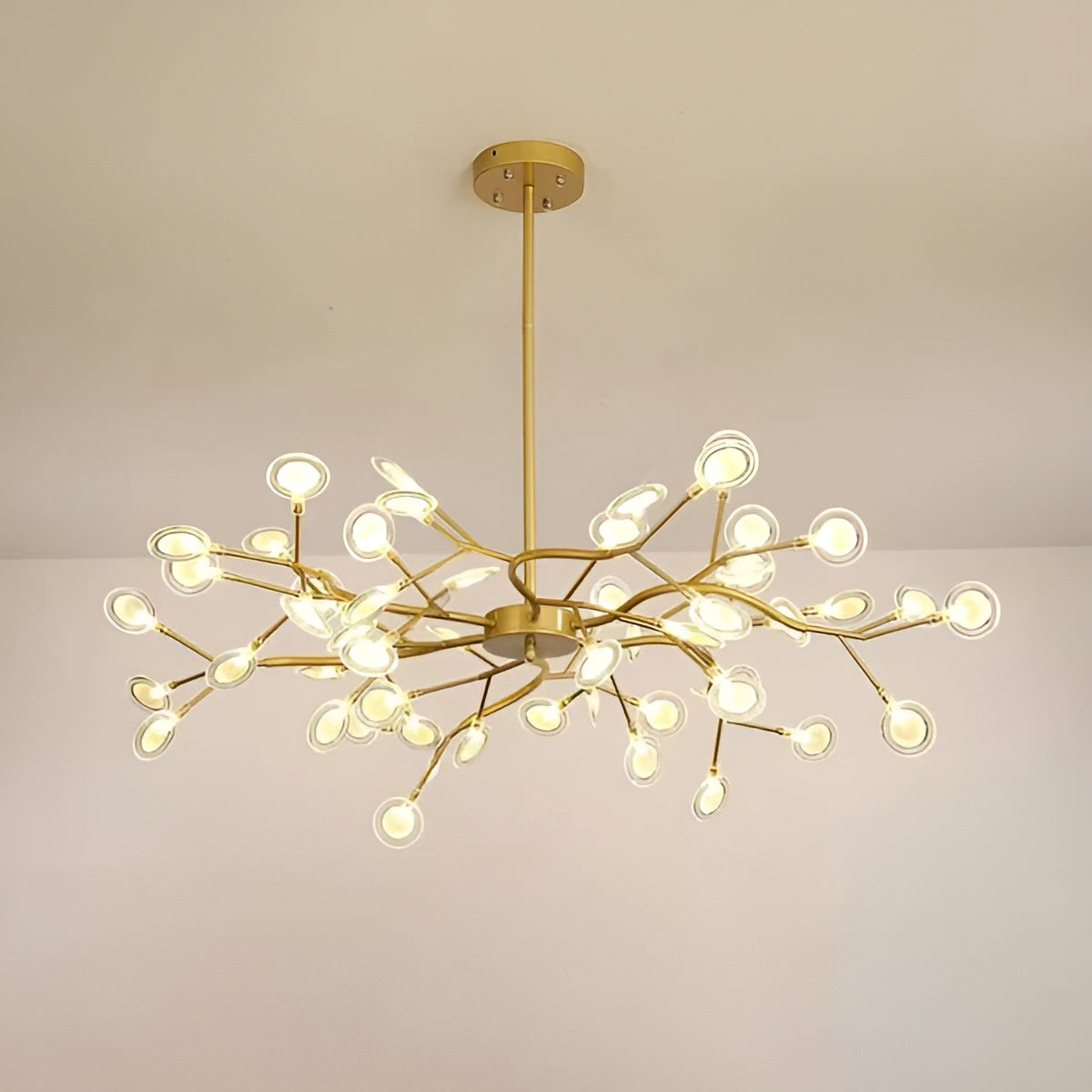 Zweigförmiger Kronleuchter – Elegante Firefly-Optik für stimmungsvolles Licht - 45 / Gold / B - Pendelleuchte