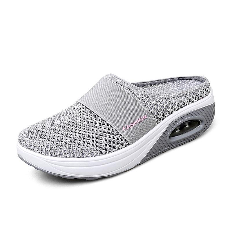 Detailansicht elastisches Strickobermaterial der Schuhe