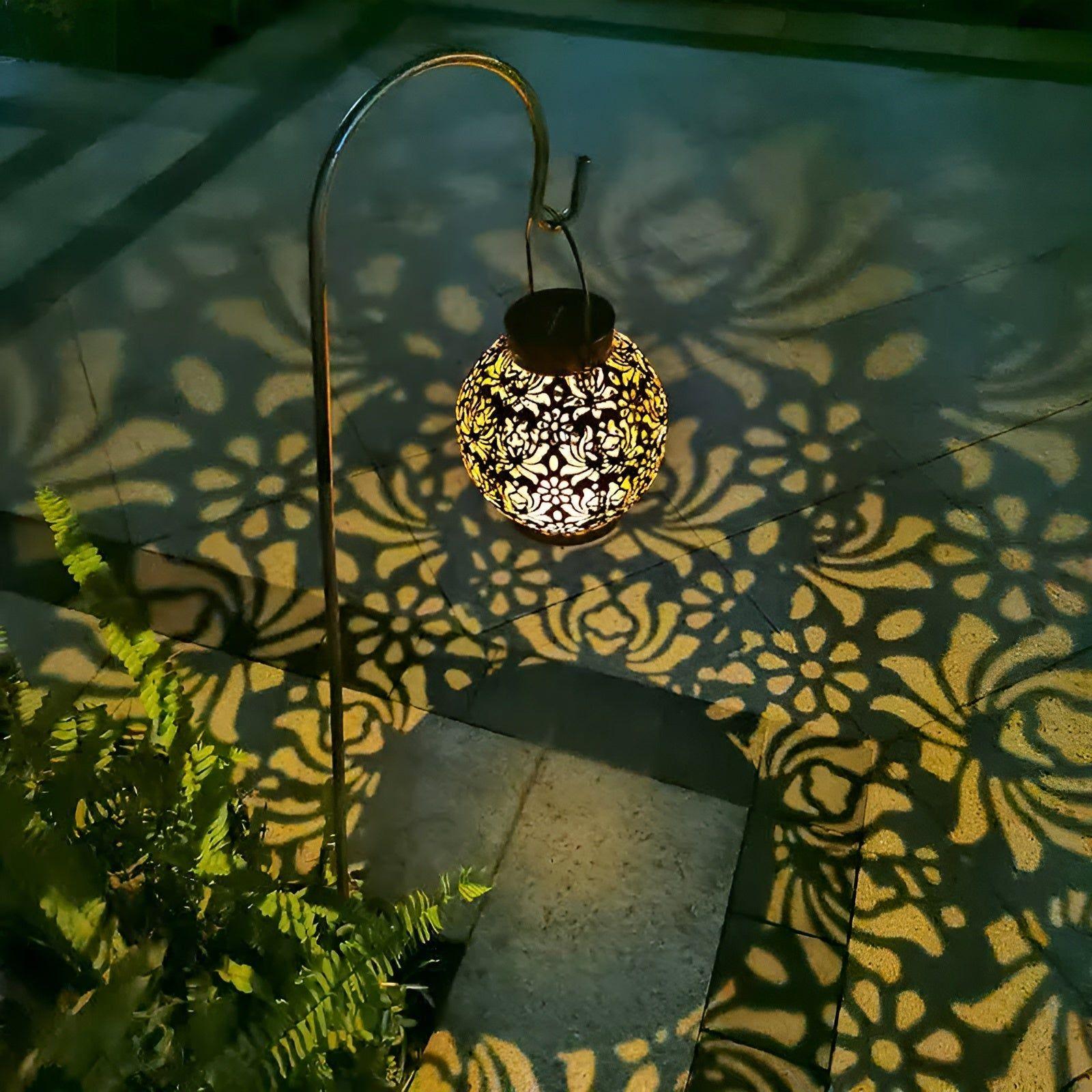 Hollow Elegance - Wasserdichte LED Solar Garten Pendelleuchte - Elegare