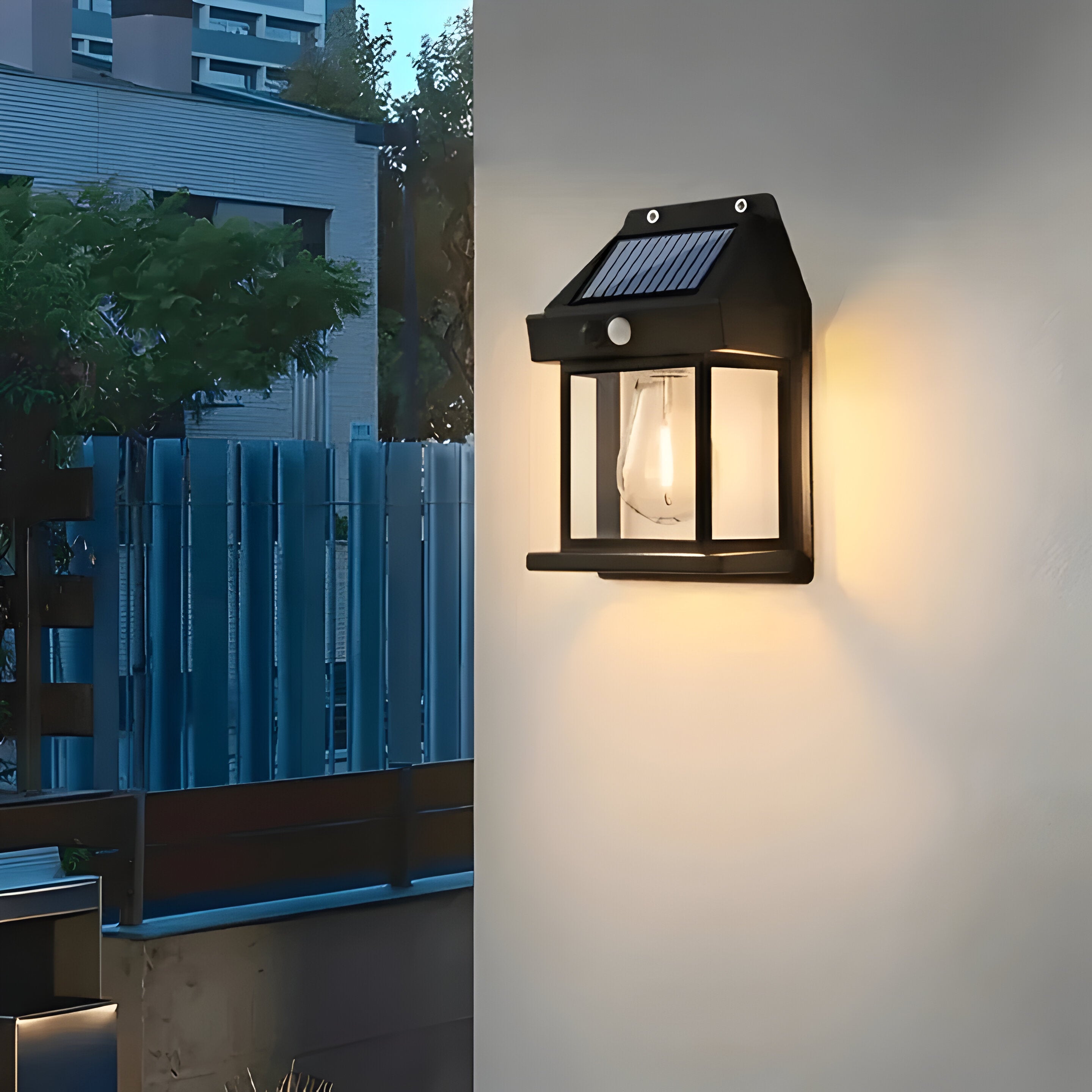 LumiGuard Lampe - Solar-Bewegungsmelder Wasserdichte Außenlampe