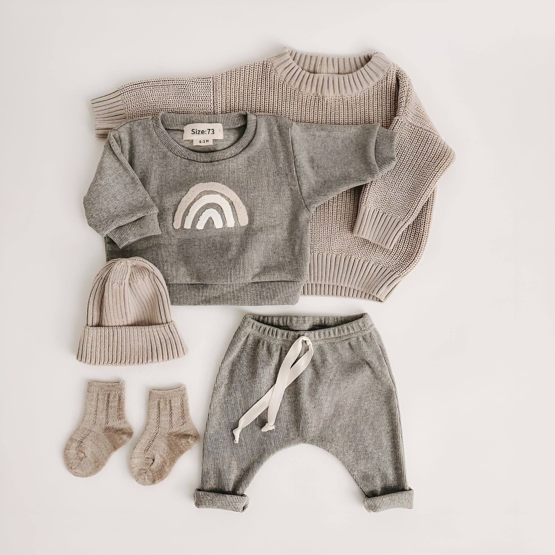 Sunlit Snuggles - Regenbogen und Sonne Bestickt Baby Matching Set (Sweatshirts + Hosen) - Elegare