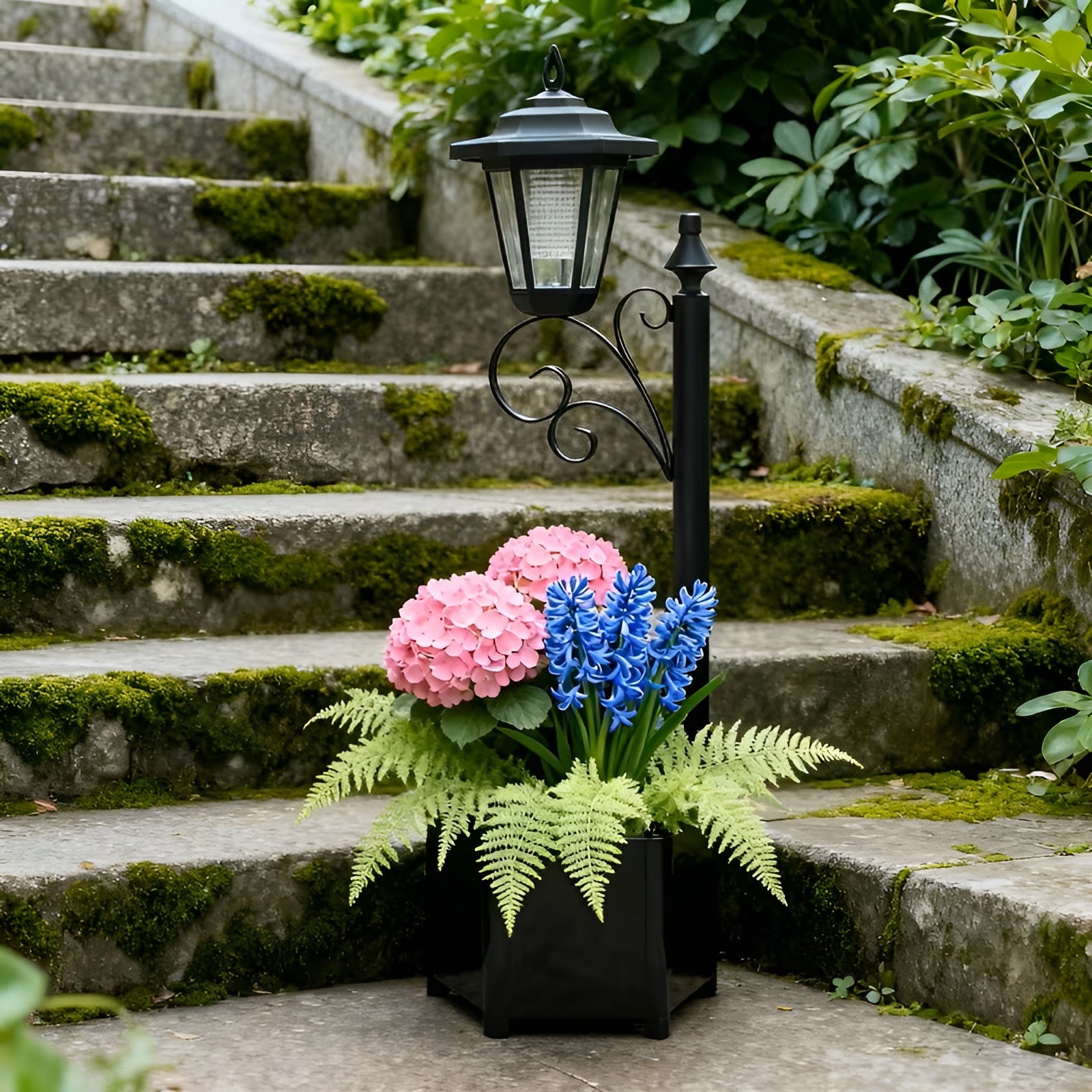 Solar-Gartenleuchte mit Blumentopf – Dekorativ und Stimmungsvoll | Für Balkon und Terrasse