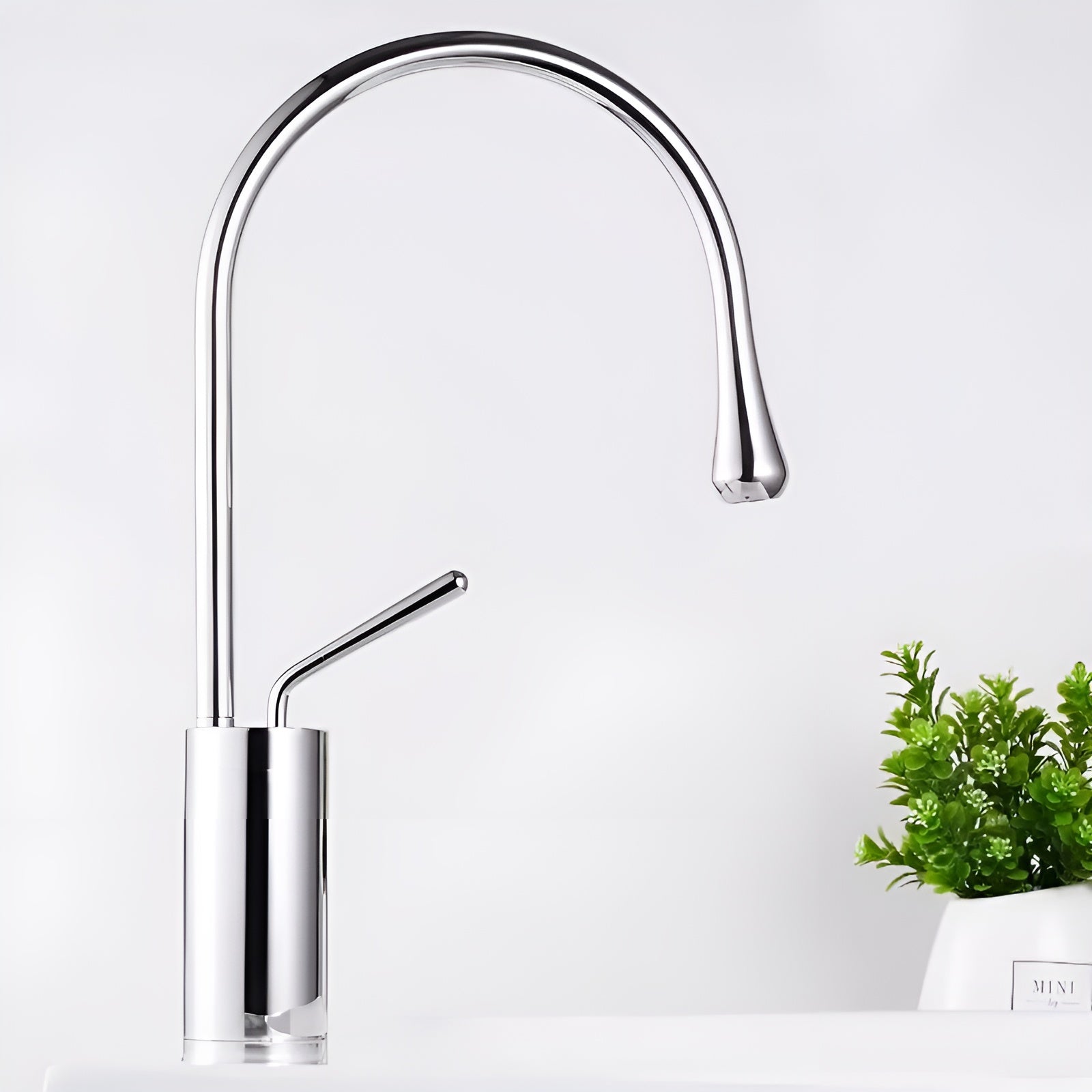 360° Drehbarer Wasserhahn – Modern & Vielseitig | Für Küche Bad und Hauswirtschaftsraum - Küchenarmatur