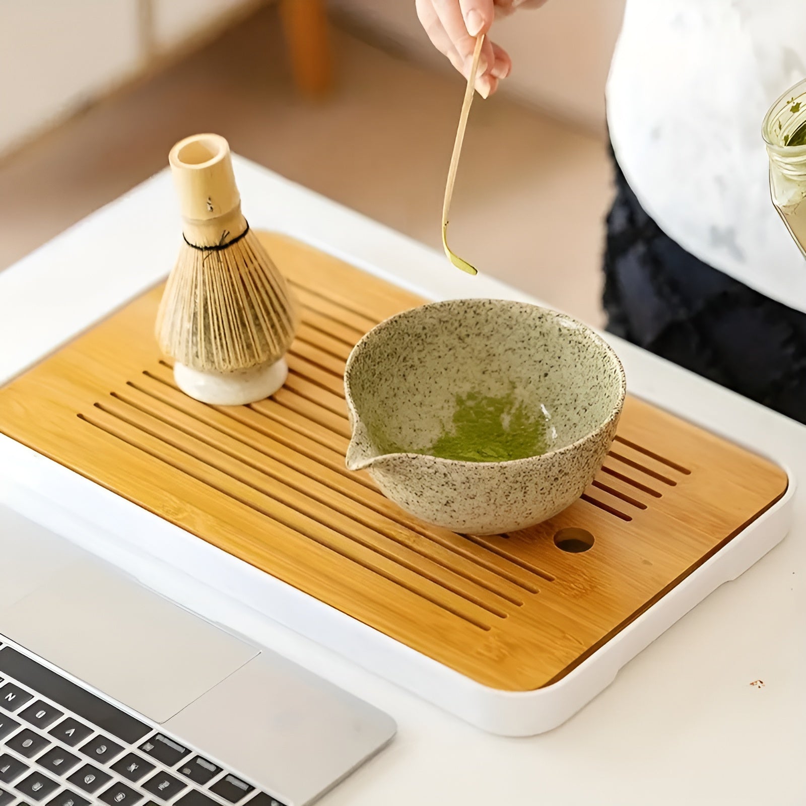 Japanisches Matcha-Teeset aus Keramik – 4-teilig mit Teeschale & Löffel | Ideal als Geschenk & für Teezeremonien