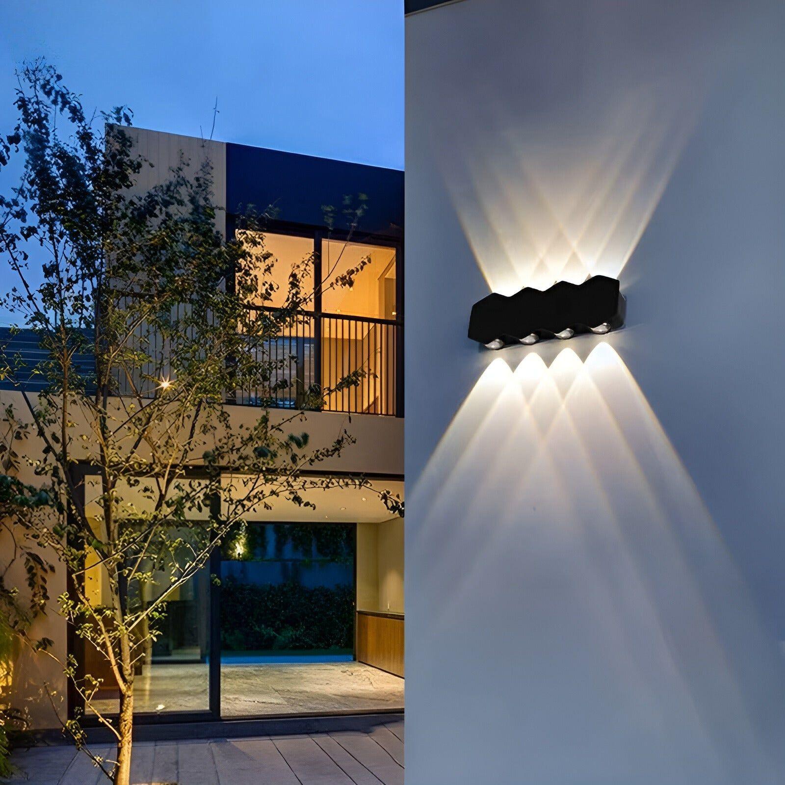 PureBeam Light - Wasserdichte Minimalistische LED Außenlampe