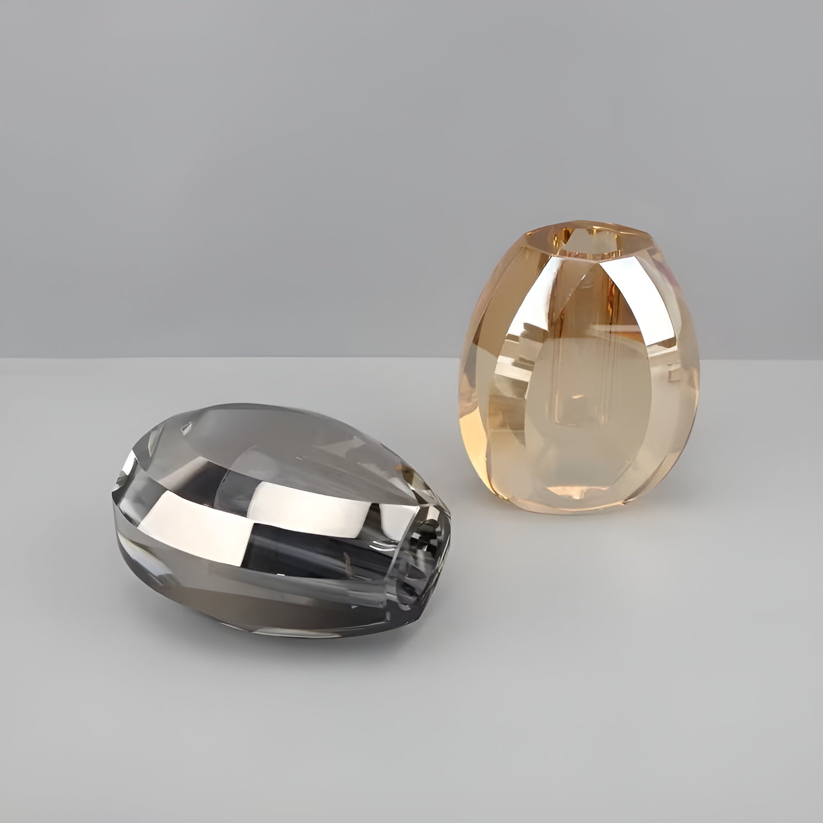 Kristallvase in Tropfenform – Elegant und Zeitlos | Dekorativ für Tisch und Wohnzimmer - Transparent - Vase
