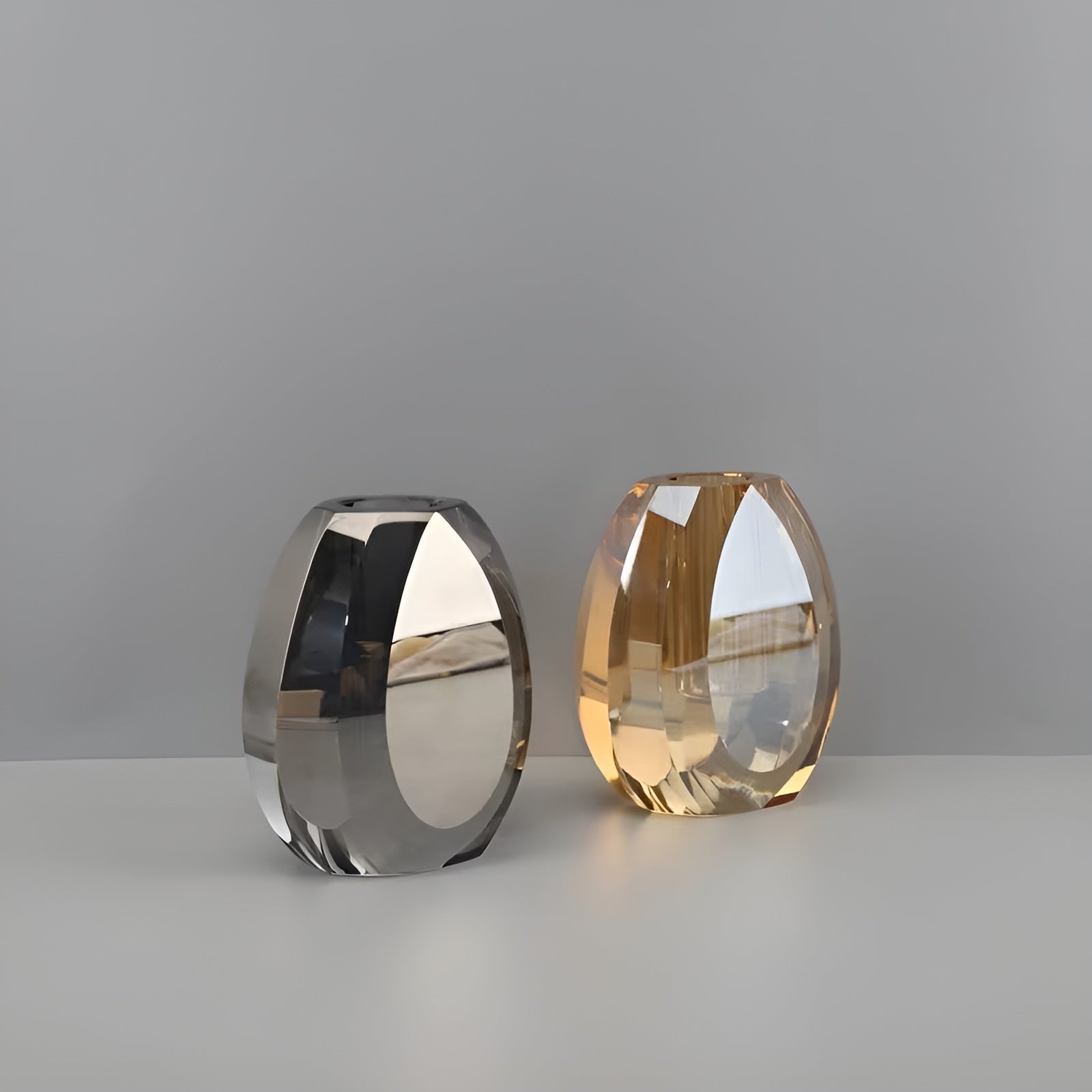 Kristallvase in Tropfenform – Elegant und Zeitlos | Dekorativ für Tisch und Wohnzimmer - Transparent - Vase