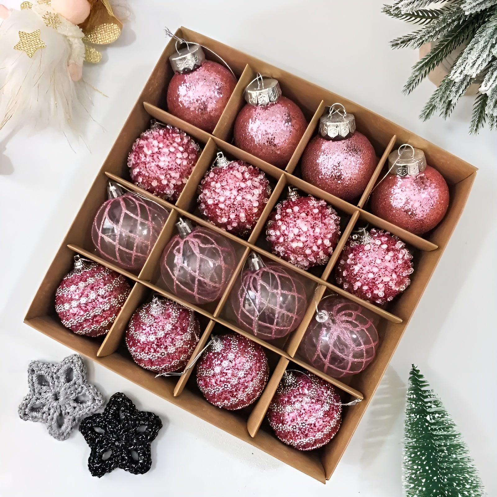Weihnachtskugeln Set (16 Stück, Ø 6 cm) – Elegante Kugeln in Champagner | Perfekt für Weihnachtsbaum