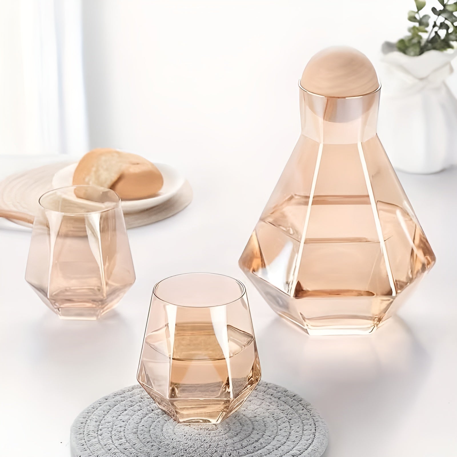 Diamantglas-karaffen-set Mit 4 Gläsern – Modern Und Dekorativ | 5-teiliges Set Mit Deckeln Für Wasser Saft Und Wein