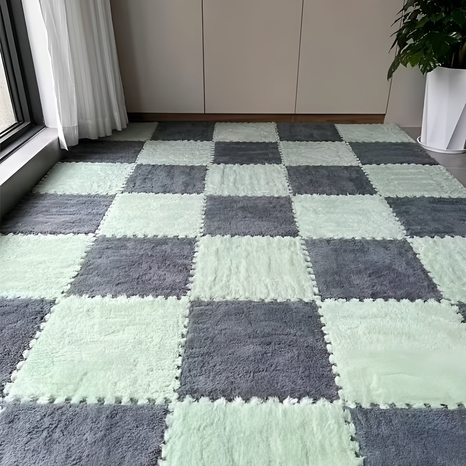 Dicker Flauschiger Teppich – Weich und Gemütlich | Perfekt für Schlafzimmer Wohnzimmer & Haustiere - 12 Stück Grau + 12