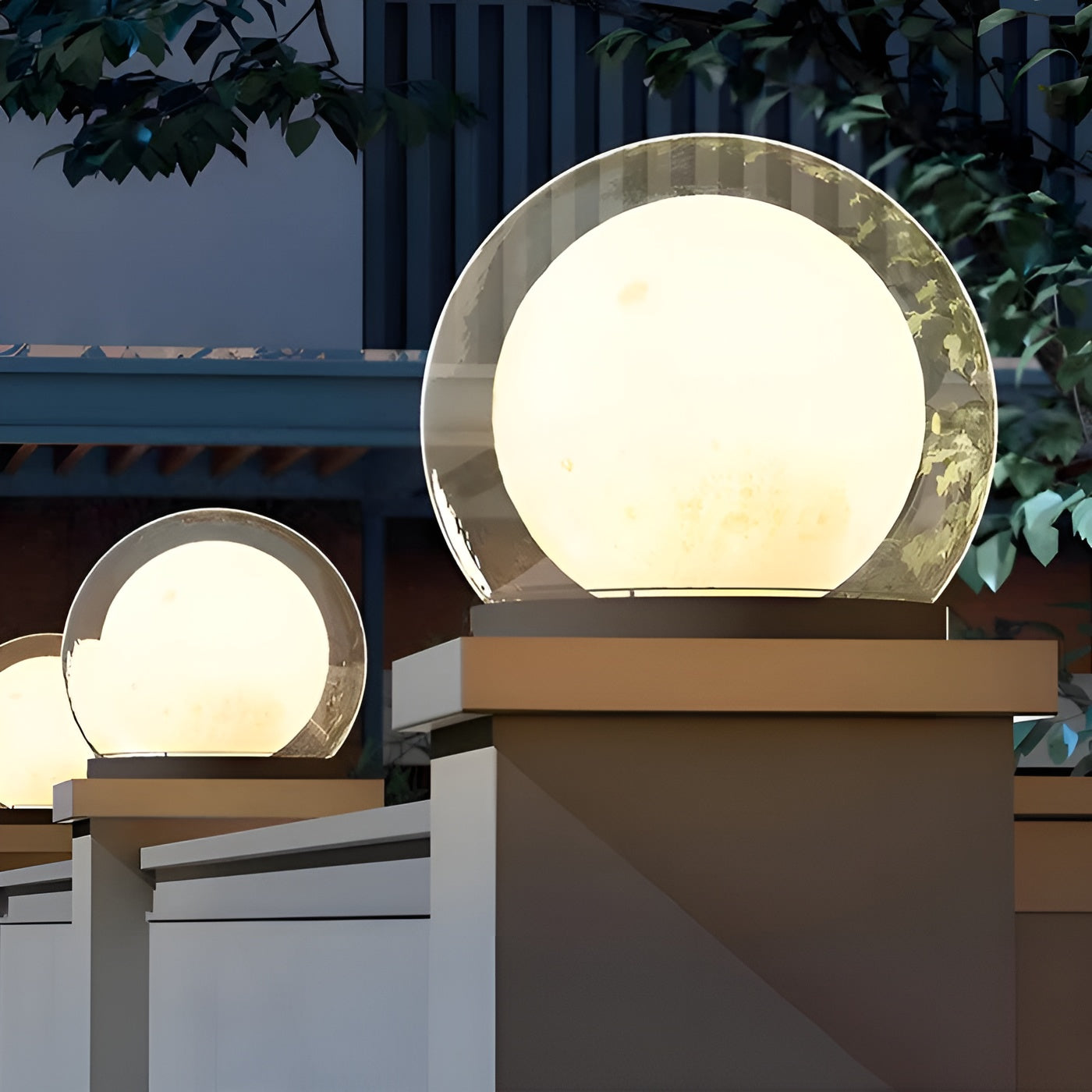 Outdoor-Säulenlampe – Elegante Außenbeleuchtung für Hof und Garten