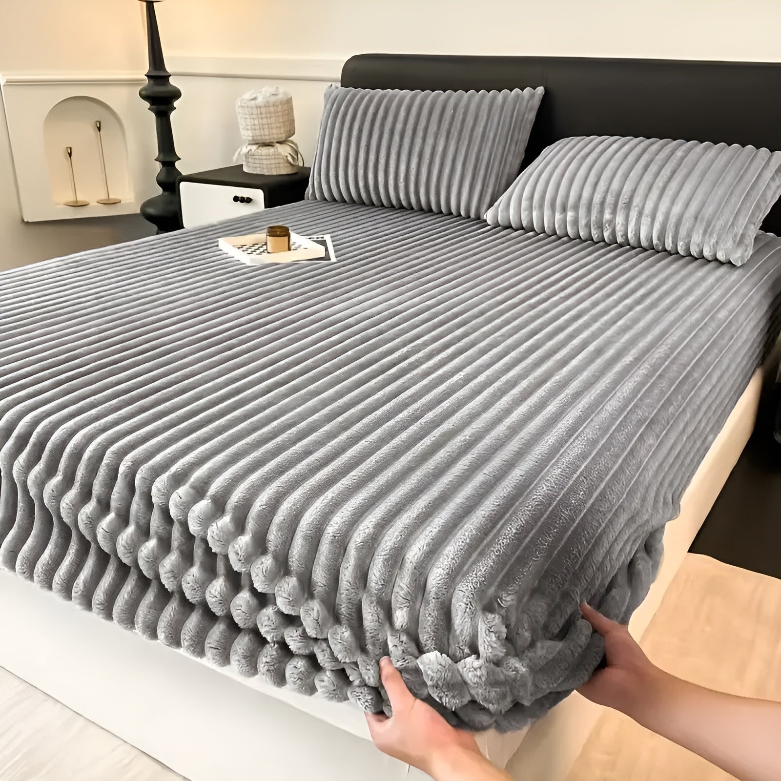 Spannbettlaken aus Milchsamt – Weich, Warm und Gemütlich | Perfekt für Herbst & Winter