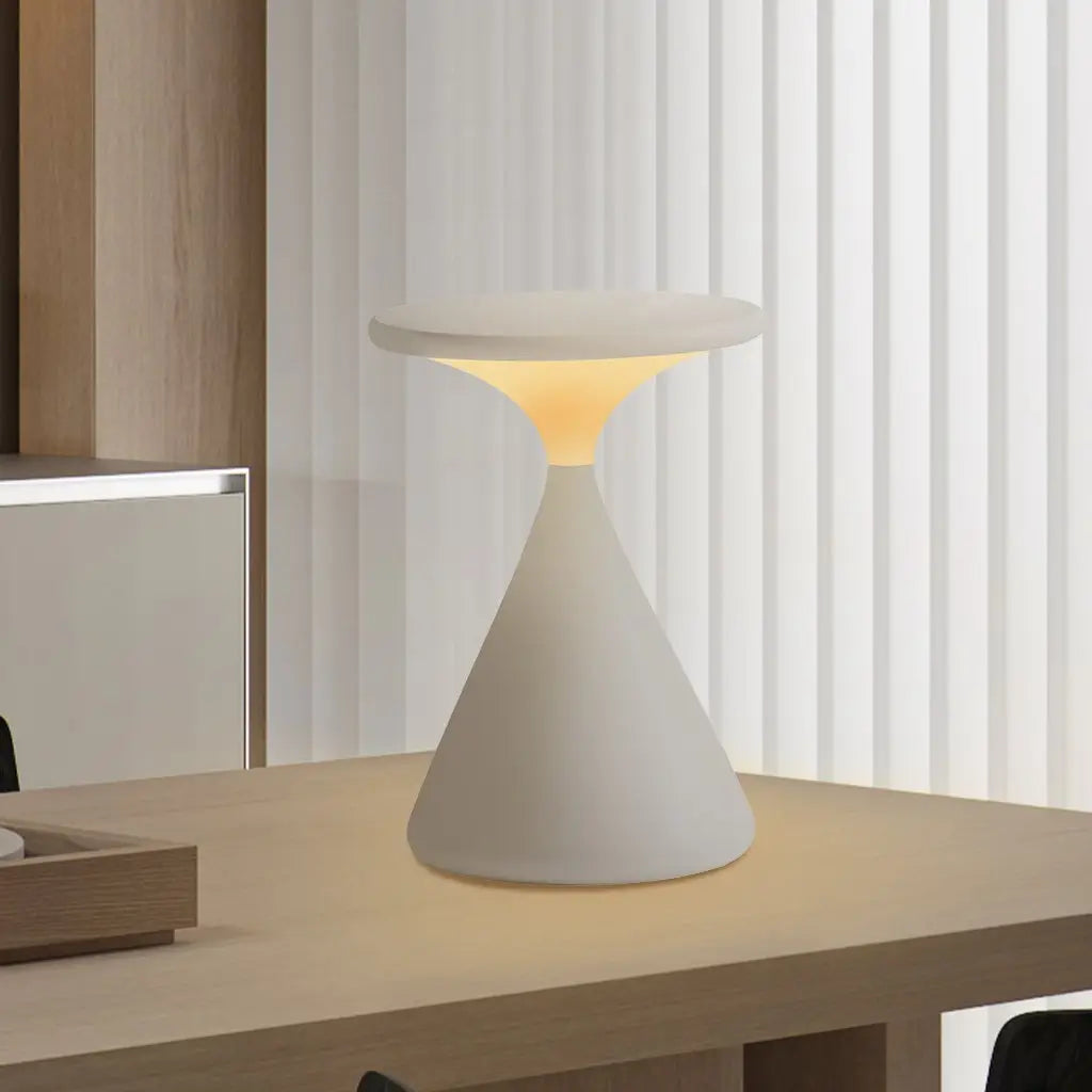 Dimmbare kabellose LED-Tischlampe im Sanduhr-Design