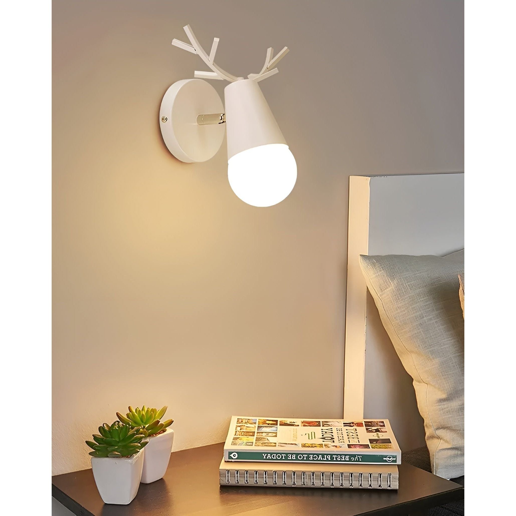 AntlerSpark Licht - Nordische Macaron Geweih LED Wandlampe Elegare