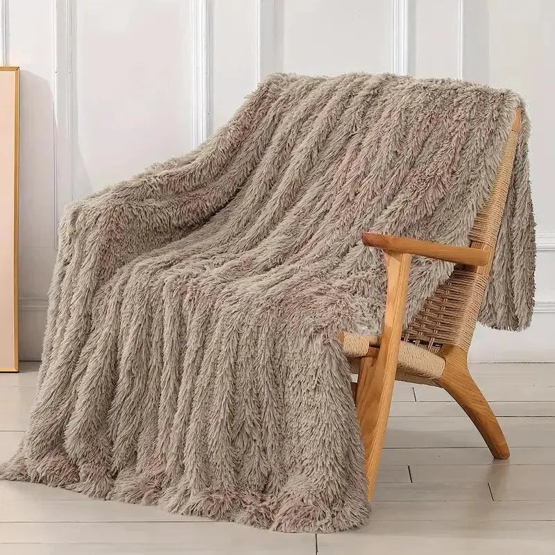 Balia | Dekorativen Kunstpelz | Kuscheldecke | Winterdecke - Elegare - DEA142 -  Braun-160x200cm 