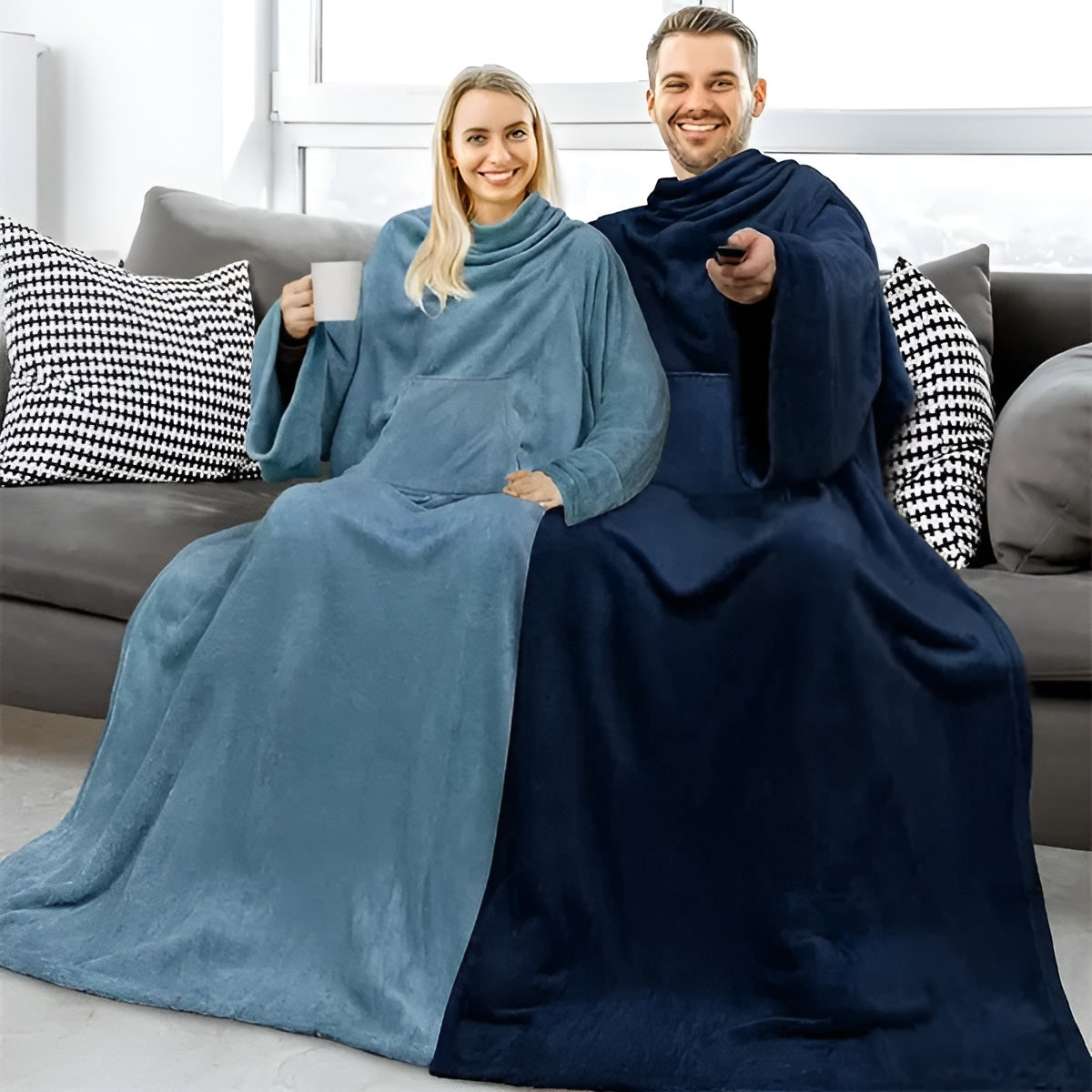 Kuscheldecke mit Kängurutasche – Weich, Warm und Bequem | Perfekt zum Entspannen auf Sofa und Bett