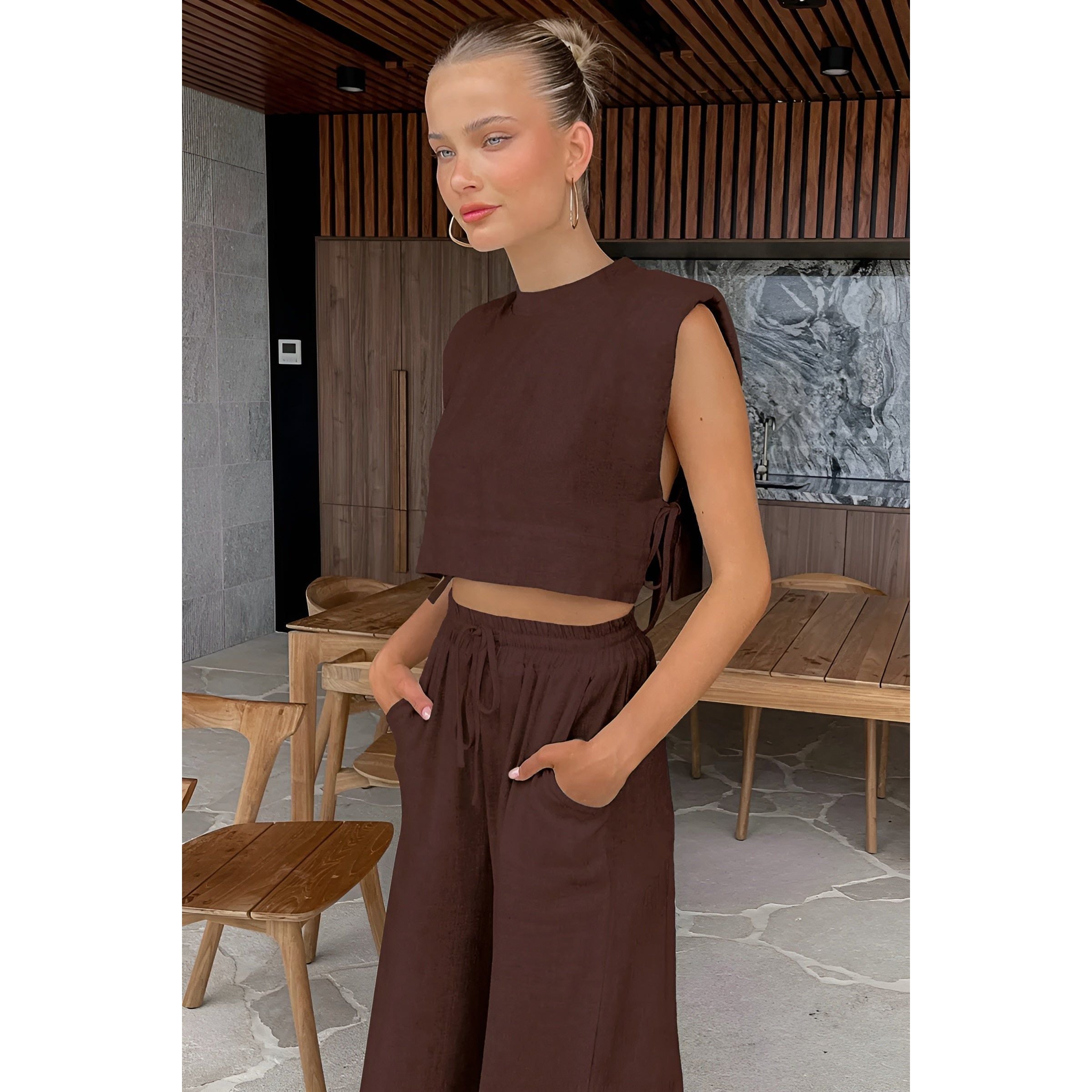 Leonie Set - Elegantes Zweiteiliges Sommer Leinen Set für Frauen (Crop-Top + Hose) - Elegare