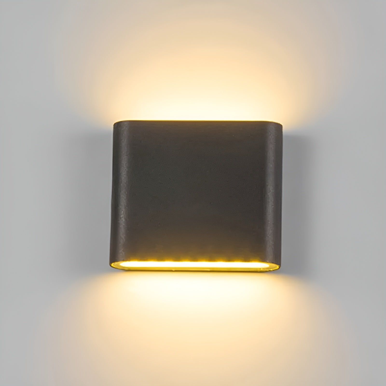 PowerShine Lamp - Minimalistische Wasserdichte Außen LED-Wandleuchte - Elegare