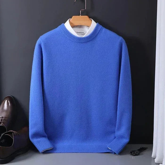 Locker geschnittener Kaschmirpullover in Blau, Seitenansicht