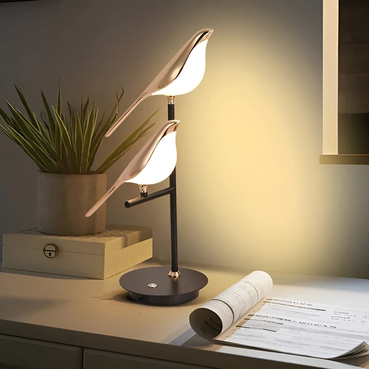 Vogeltischlampe – Dekorativ und stilvoll | Perfekt für Wohn- und Schlafzimmer