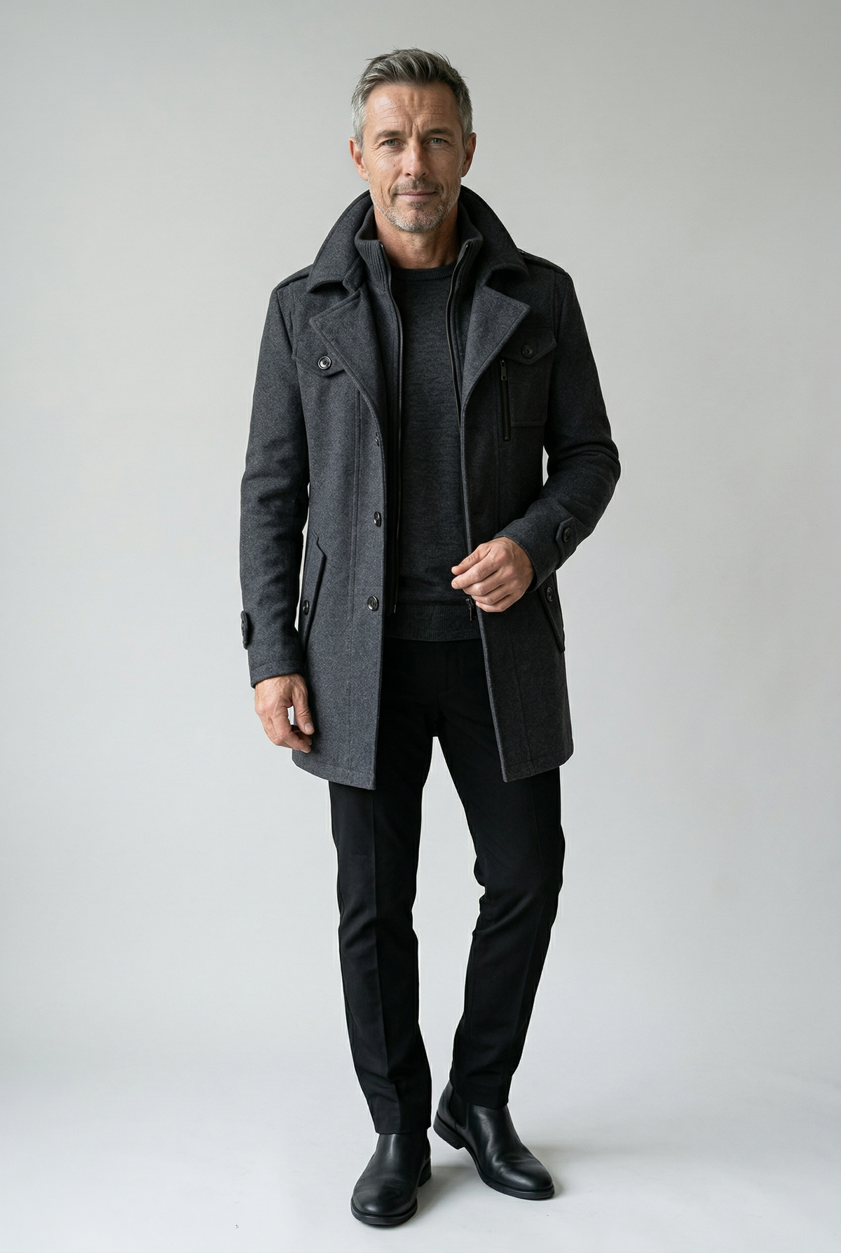 Herren Winterjacke Marineblau – Detailansicht Taschen