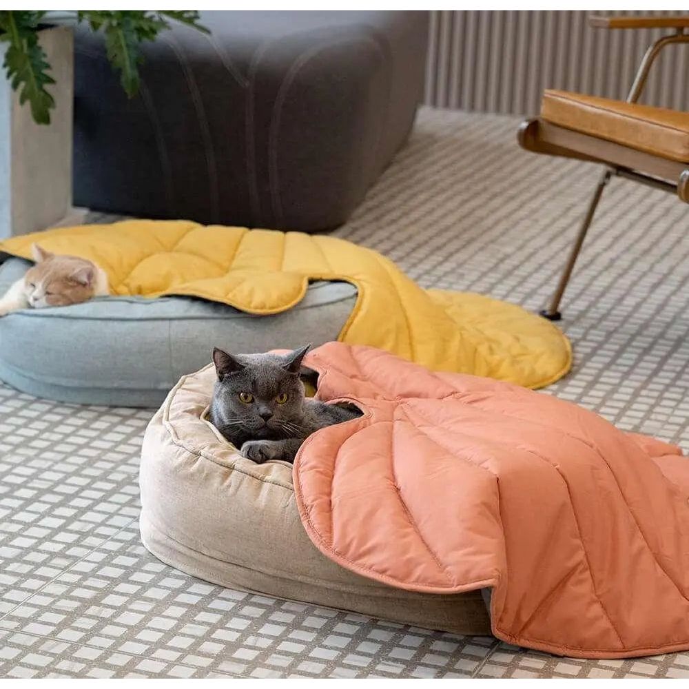 Leaf - Hundedecke in Blattform - Elegare - Dog Beds -   