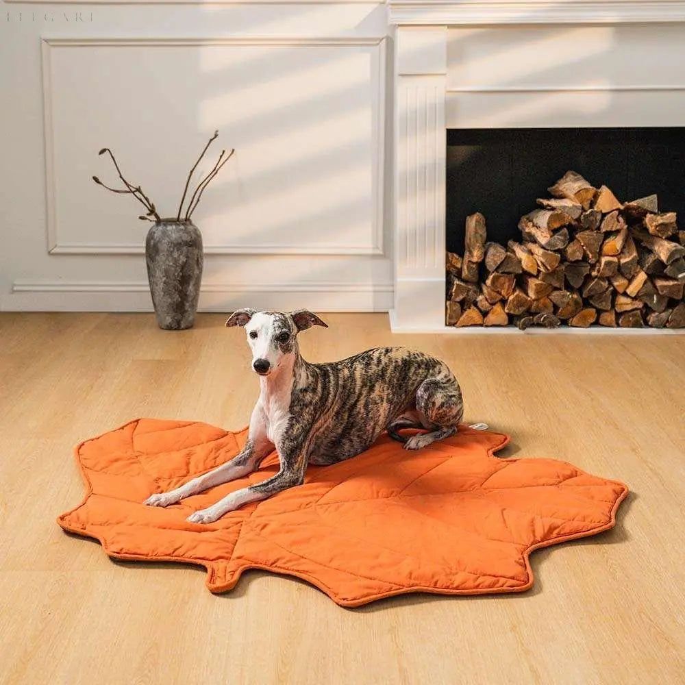 Leaf - Hundedecke in Blattform - Elegare - Dog Beds -   