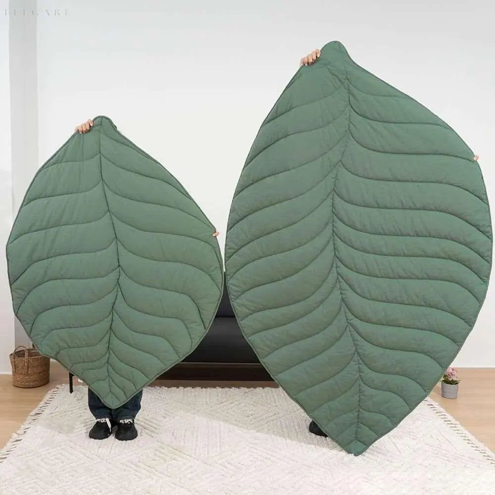 Leaf - Hundedecke in Blattform - Elegare - Dog Beds -   