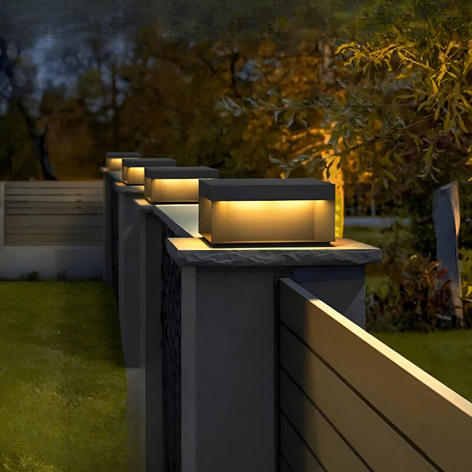 LumiGate Light - Wasserdichte Solar-Gartenlampe für Außen Elegare