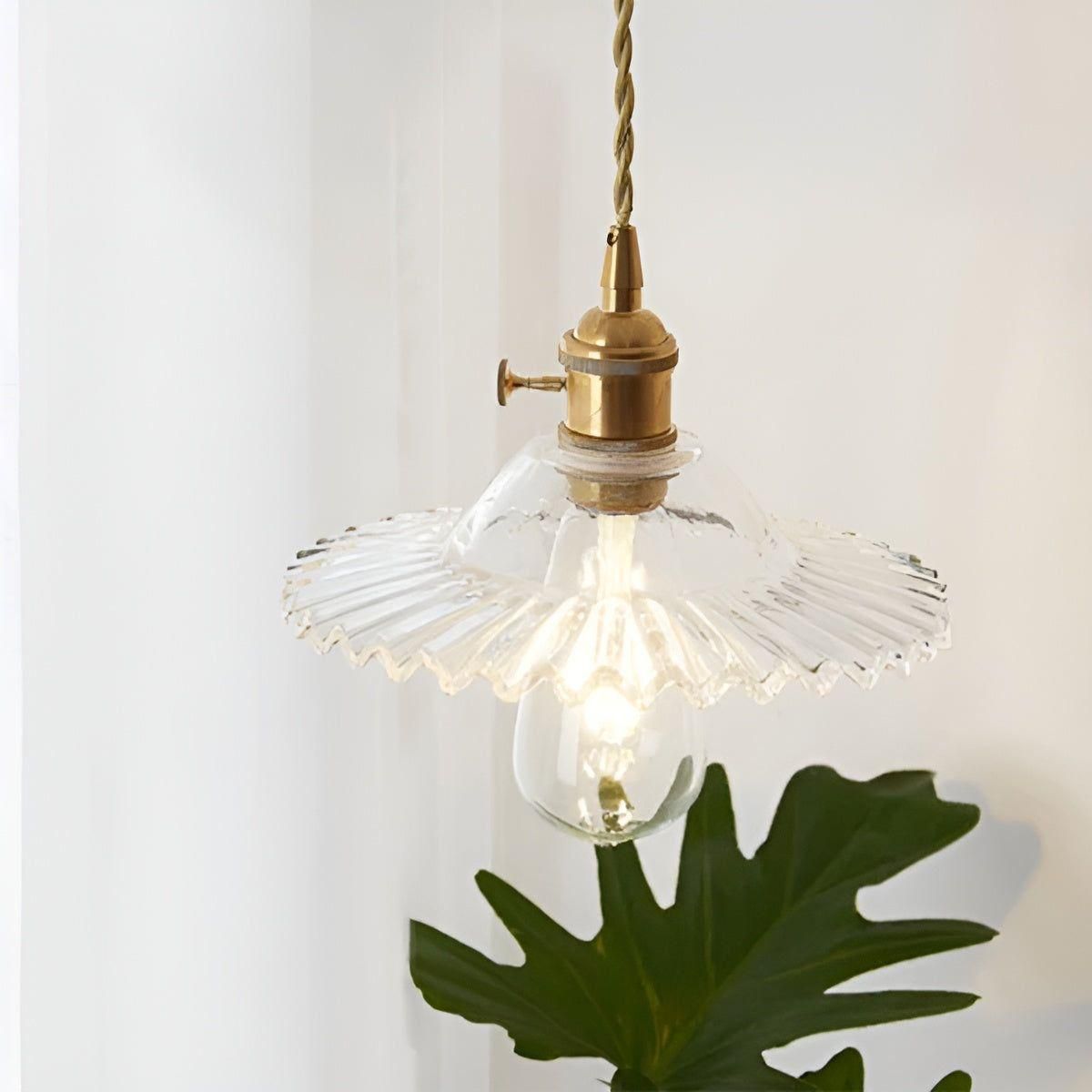 LuxeVintage Lampe - Nordic Vintage LED Kronleuchter Lampe Elegare