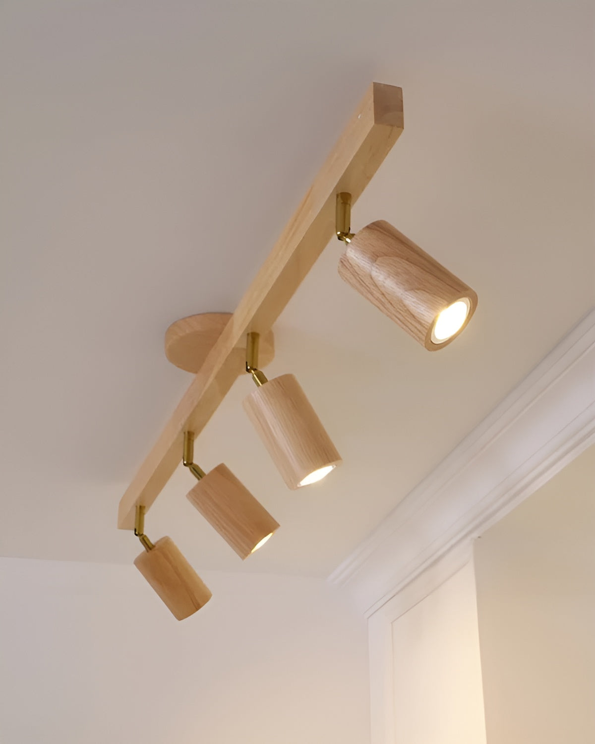 Schienenlampe aus Massivholz – Dekorative LED-Deckenbeleuchtung | Modernes Design für jedes Zimmer