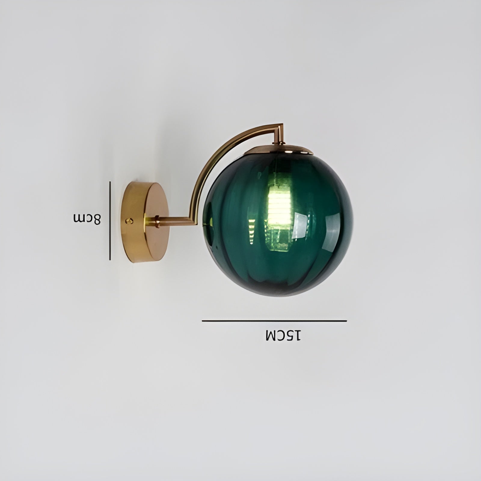 NordicBrilliance Light – Moderne LED-Wandlampe aus Glas