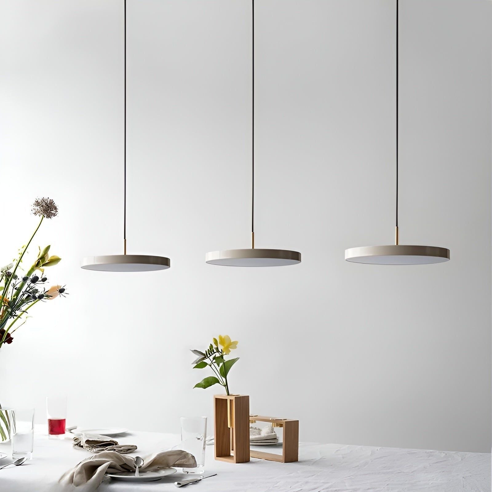 ModernDisc Light - Moderne Skandinavische LED Pendelleuchte Elegare