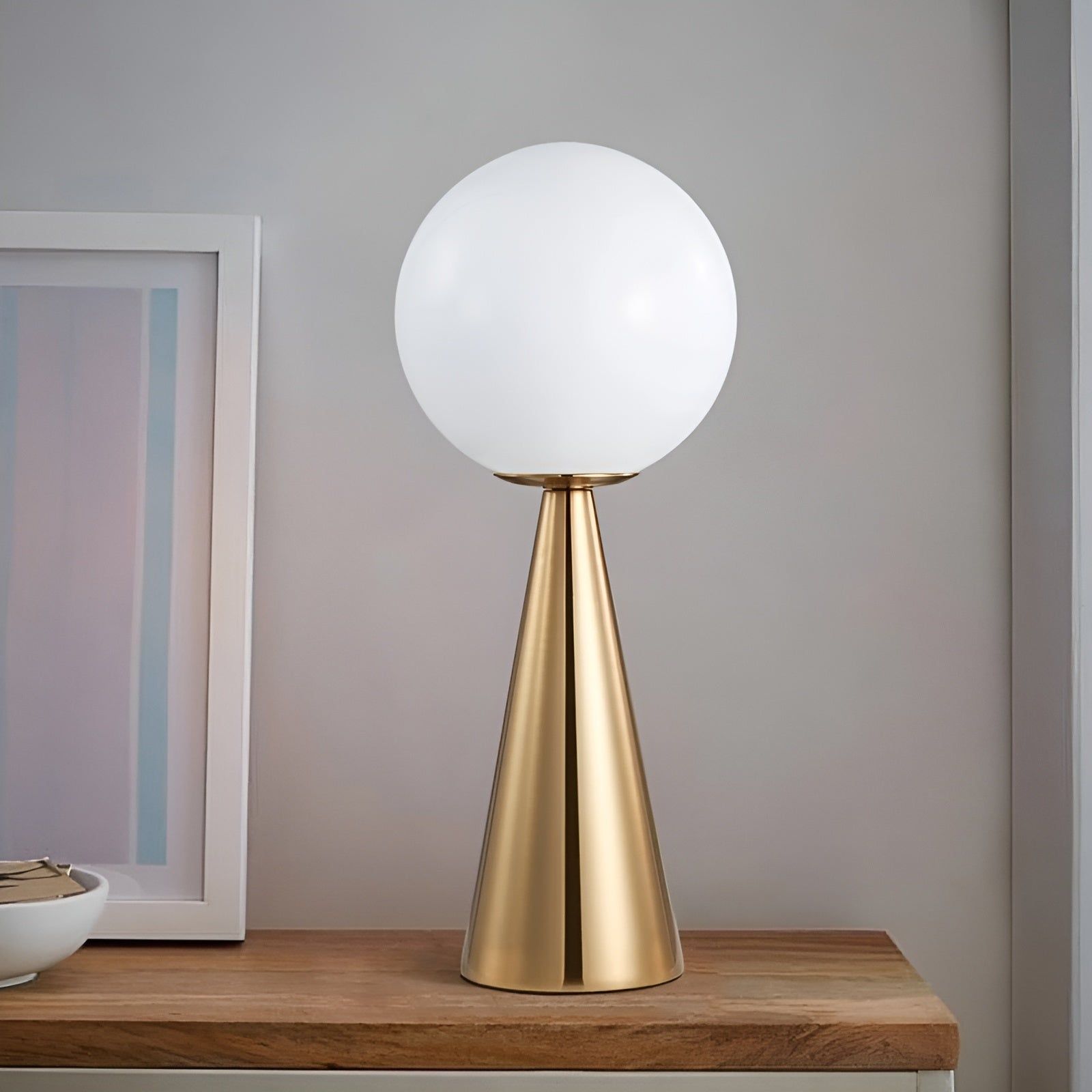 RadiantGlobe Lampe - Moderne Kegelförmige Goldene Glasdekoration Lampe Elegare