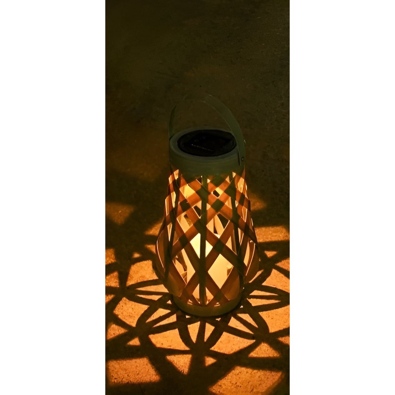 RattanBreeze Light - Kreative Rattan Solar Garten Deko Lampe Elegare