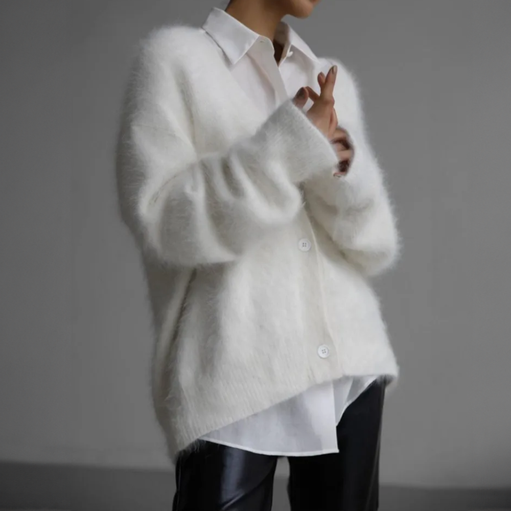 Damen Cardigan Nahaufnahme Material – weiche Kaschmirmischung in Grau