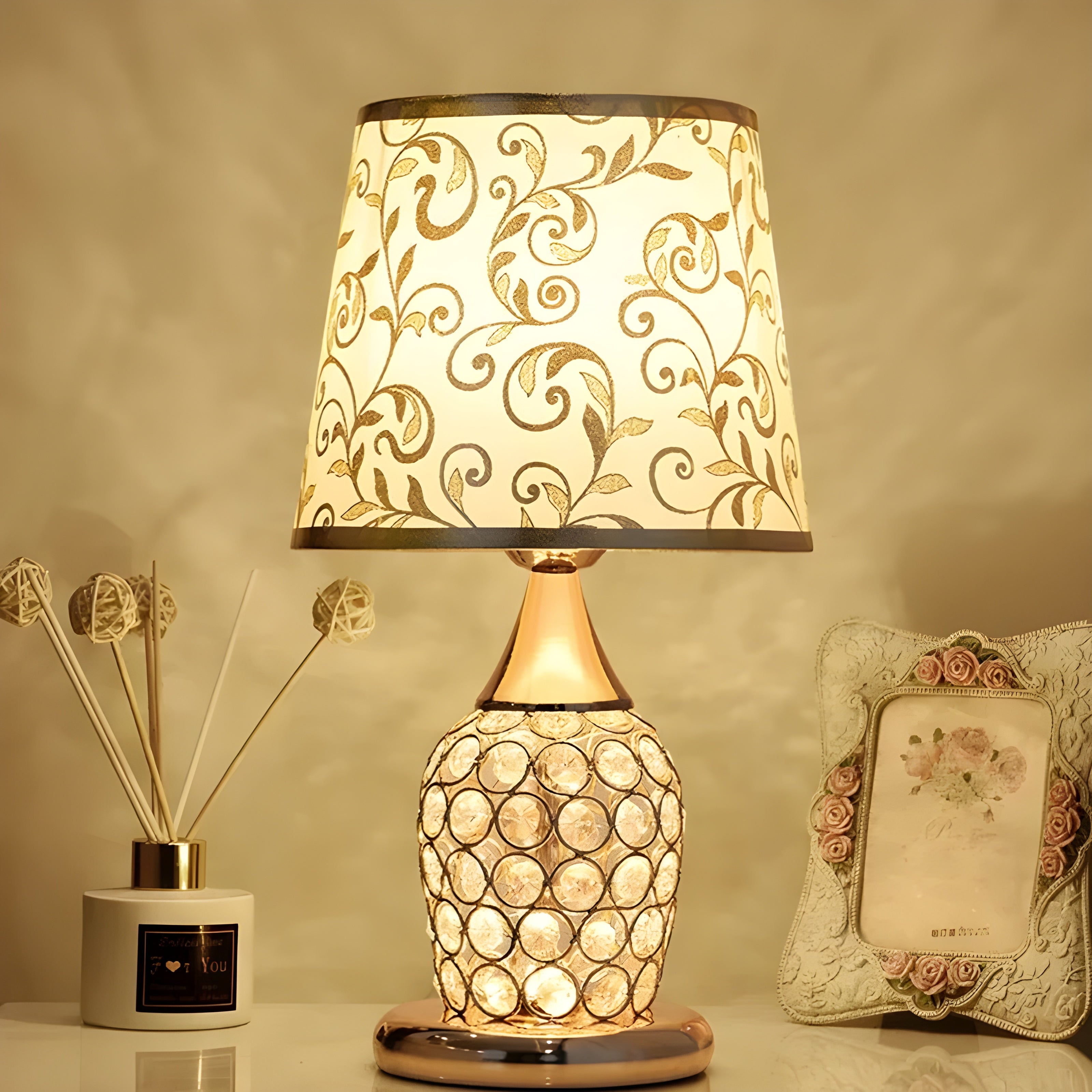 EnchantedAura Lampe – Moderne Kristalltischlampe