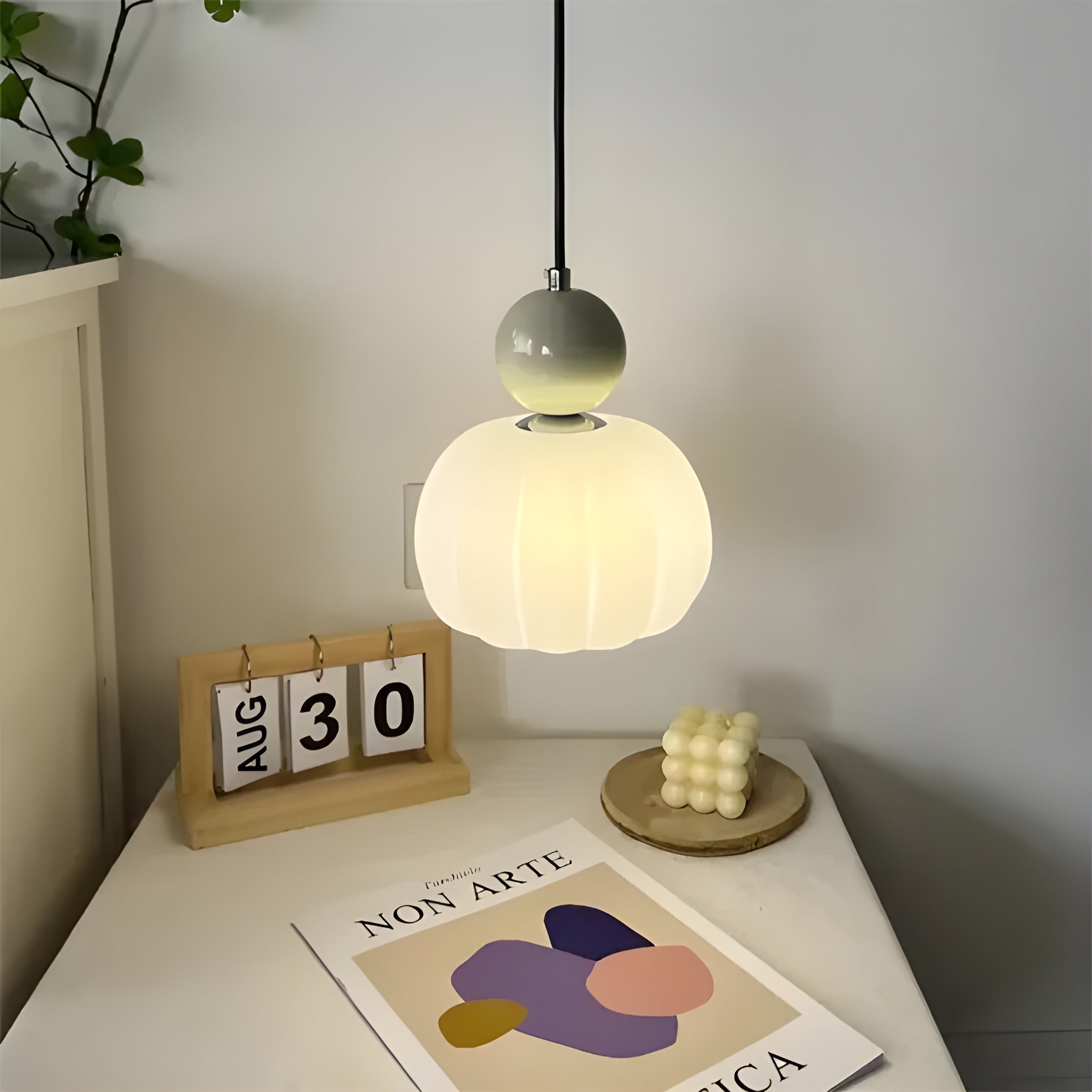 LumiPumpkin Light – Moderne Cremefarbene Pendelleuchte im Kürbis-Design