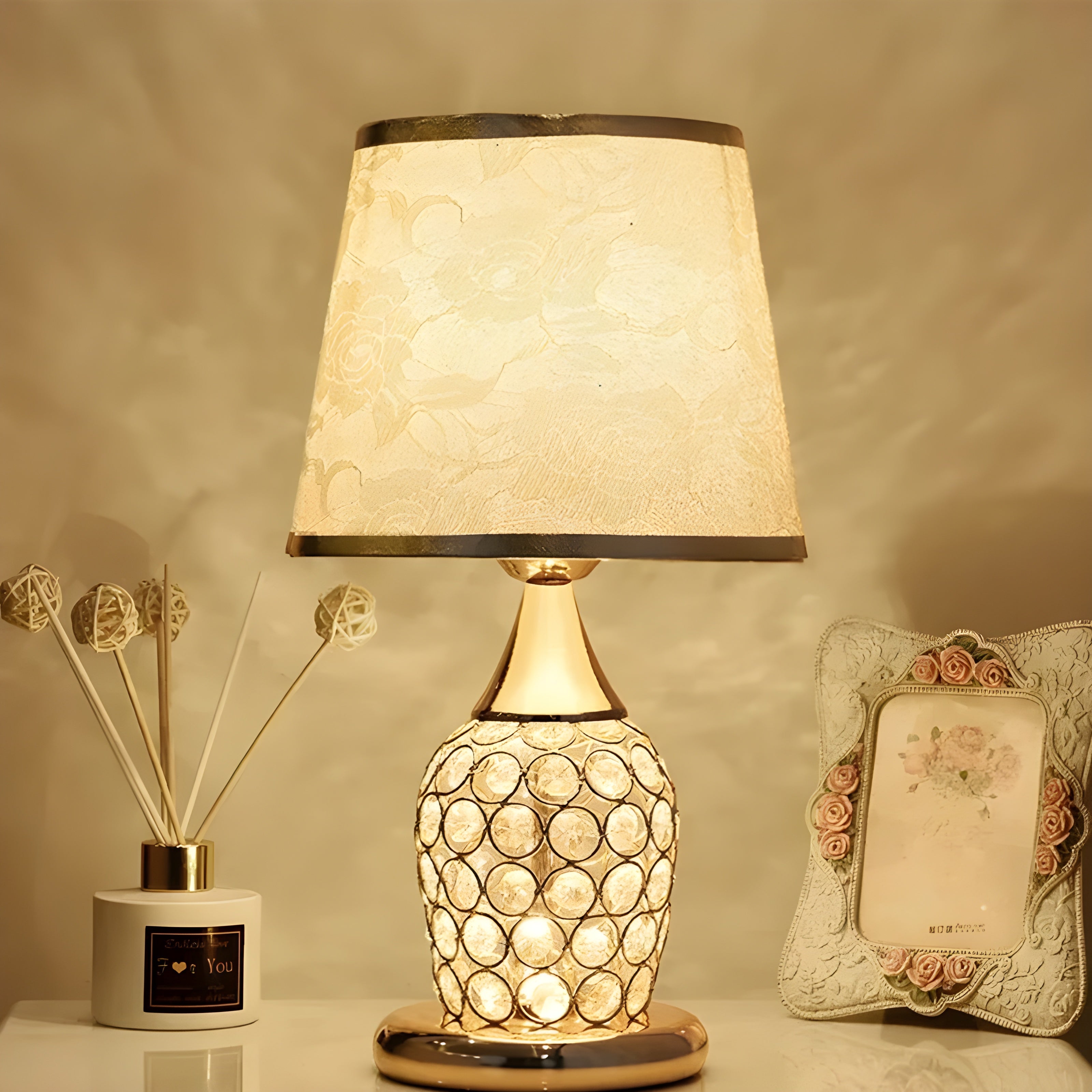 EnchantedAura Lampe – Moderne Kristalltischlampe